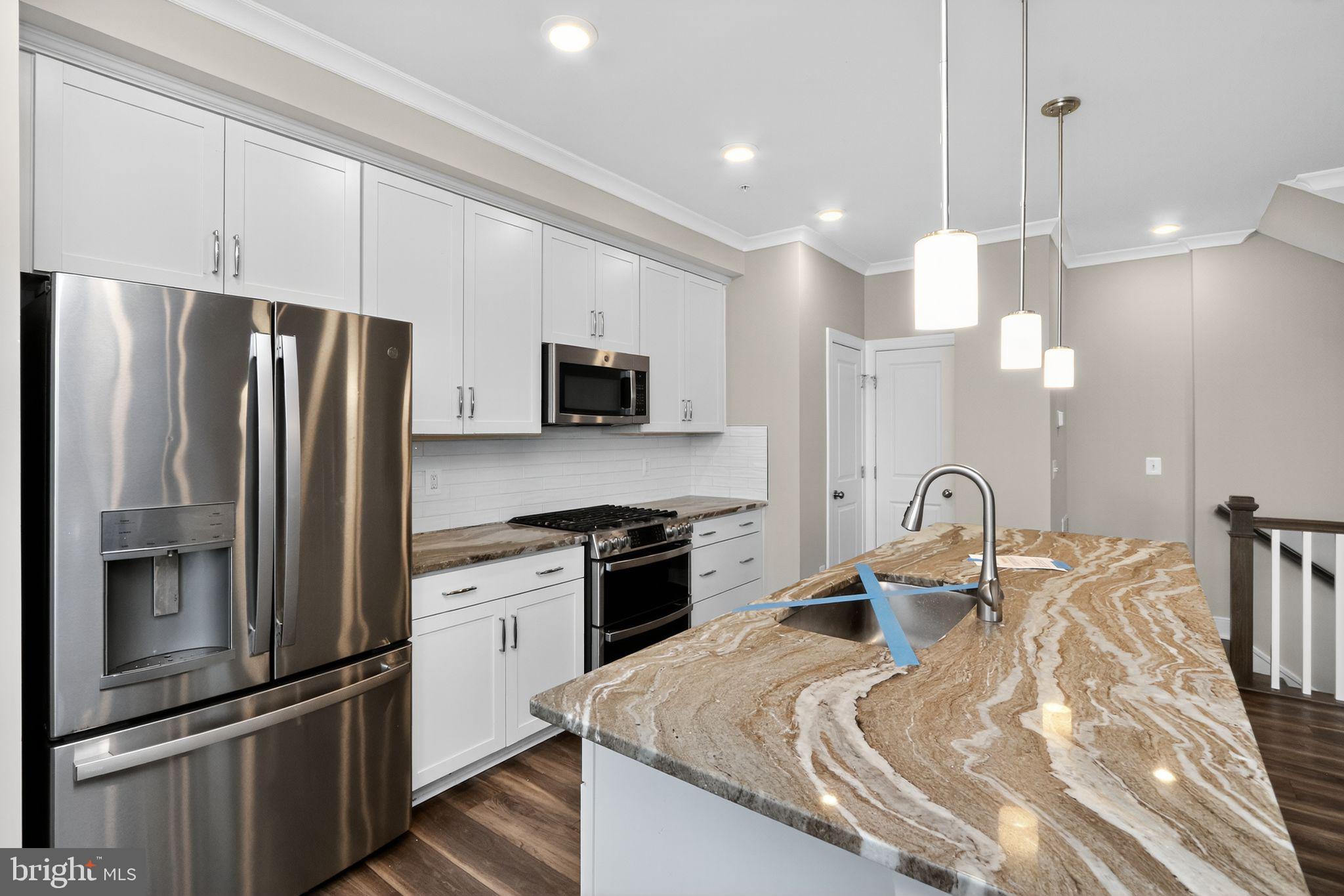 RIPPON LANDING - Residential