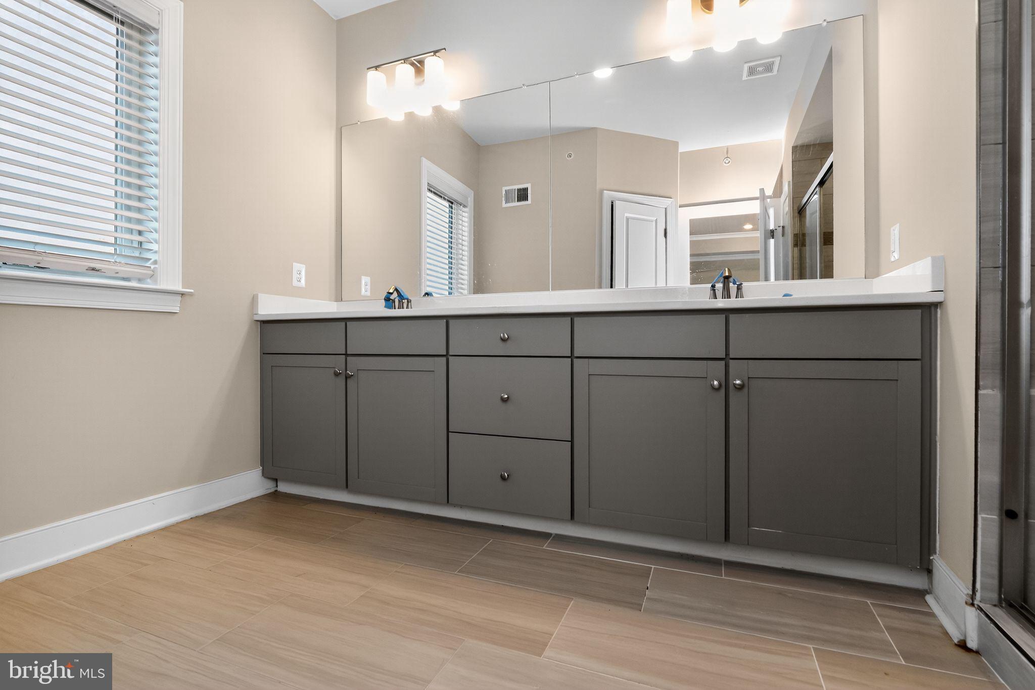 RIPPON LANDING - Residential