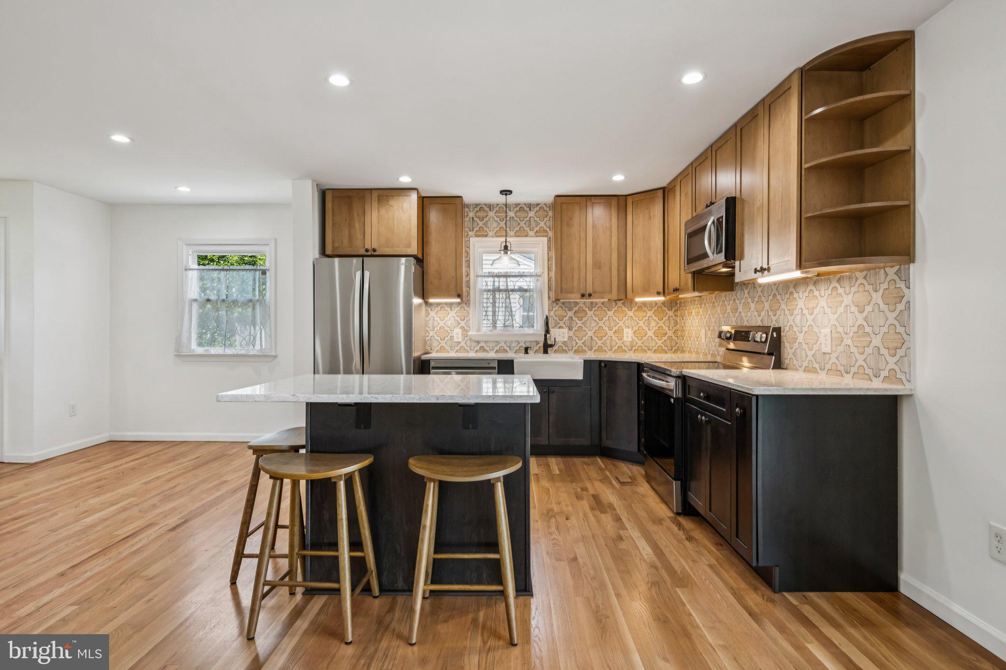 SILVER ROCK - Residential Lease