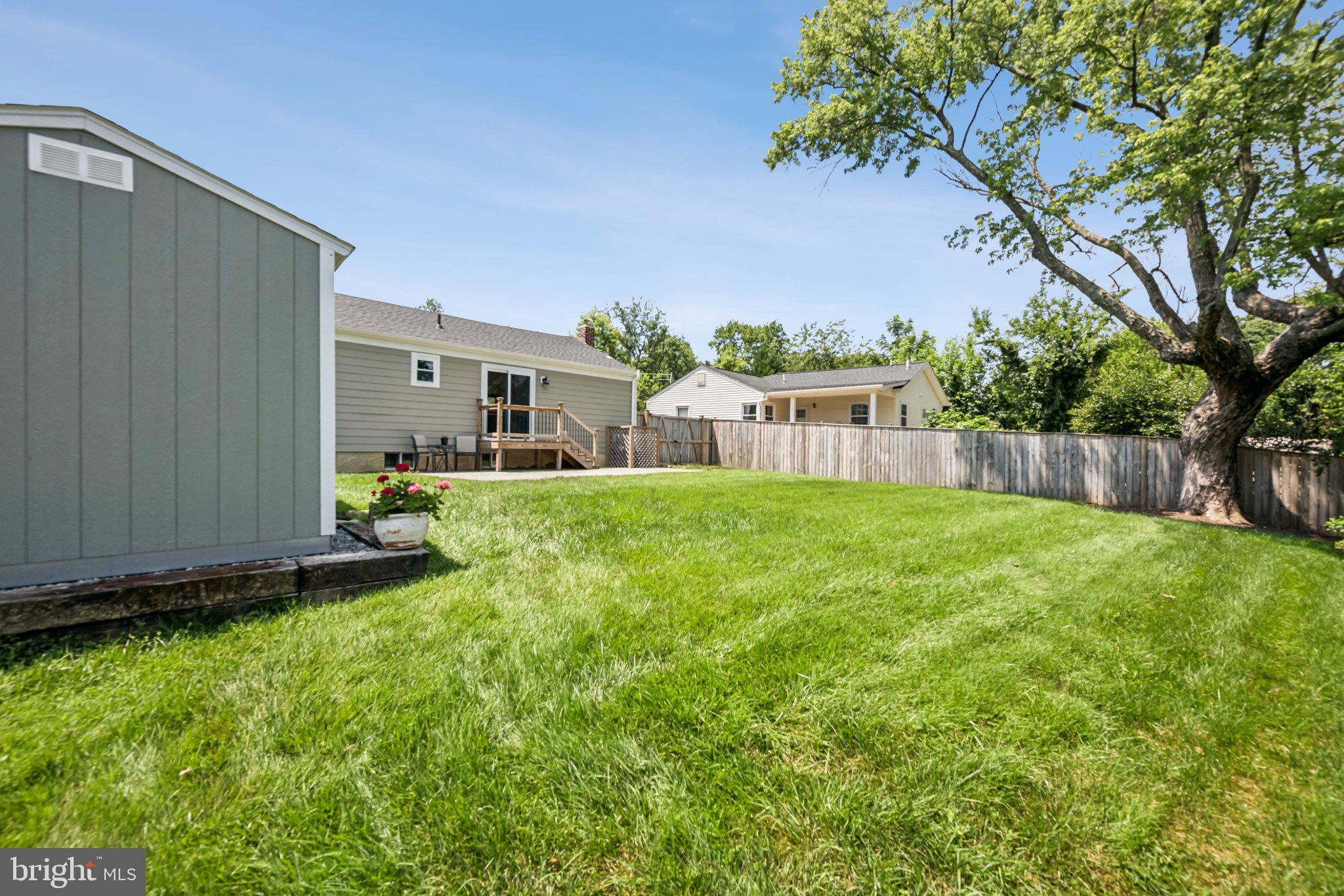 SILVER ROCK - Residential Lease