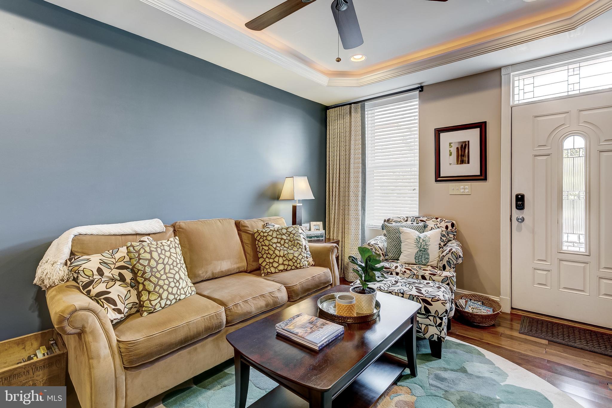 LOCUST POINT - Residential