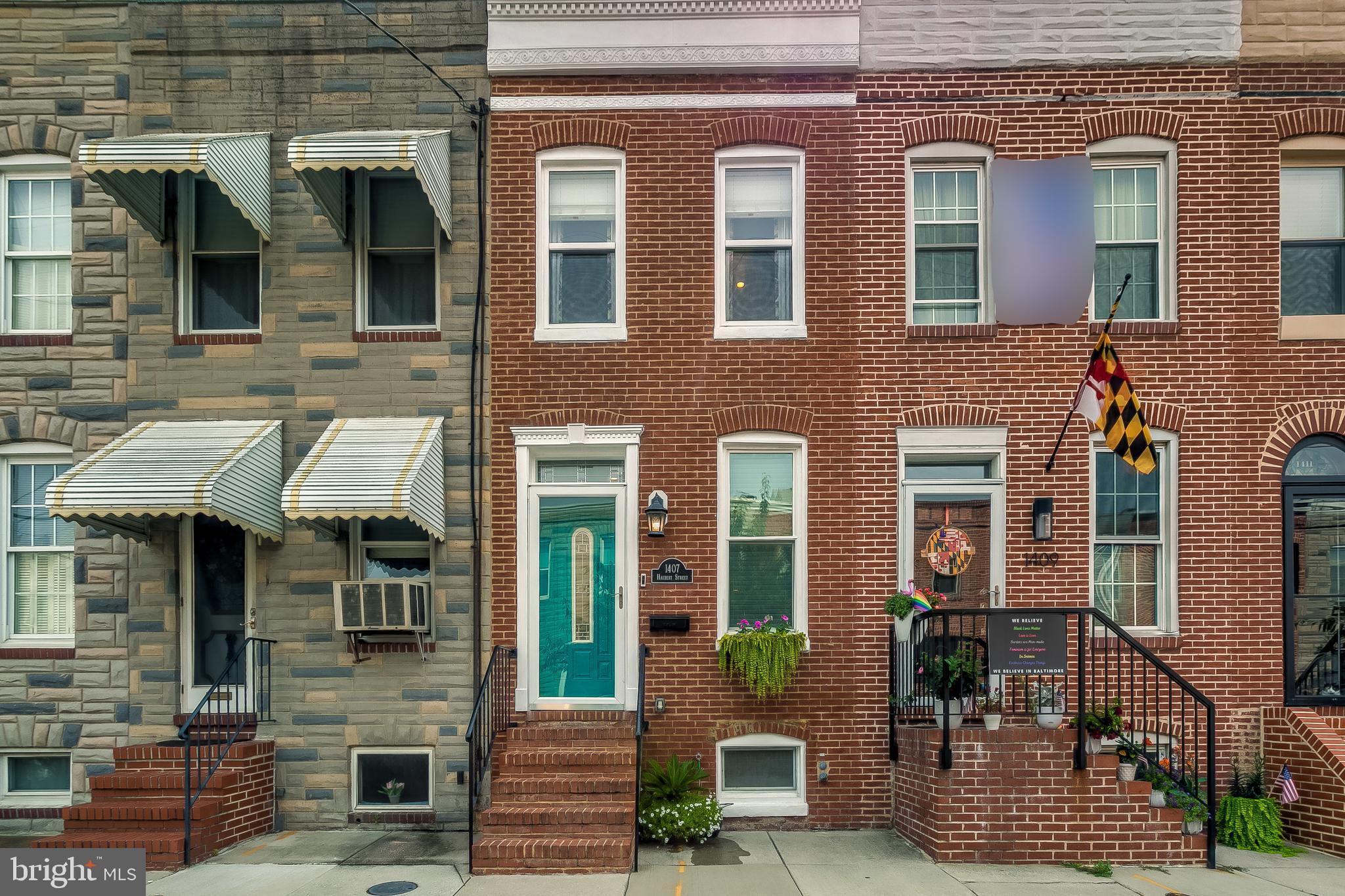LOCUST POINT - Residential