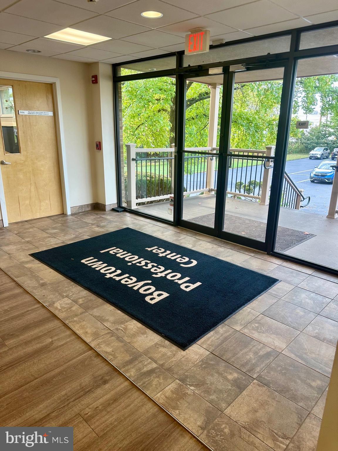 137 MONTGOMERY AVENUE 207