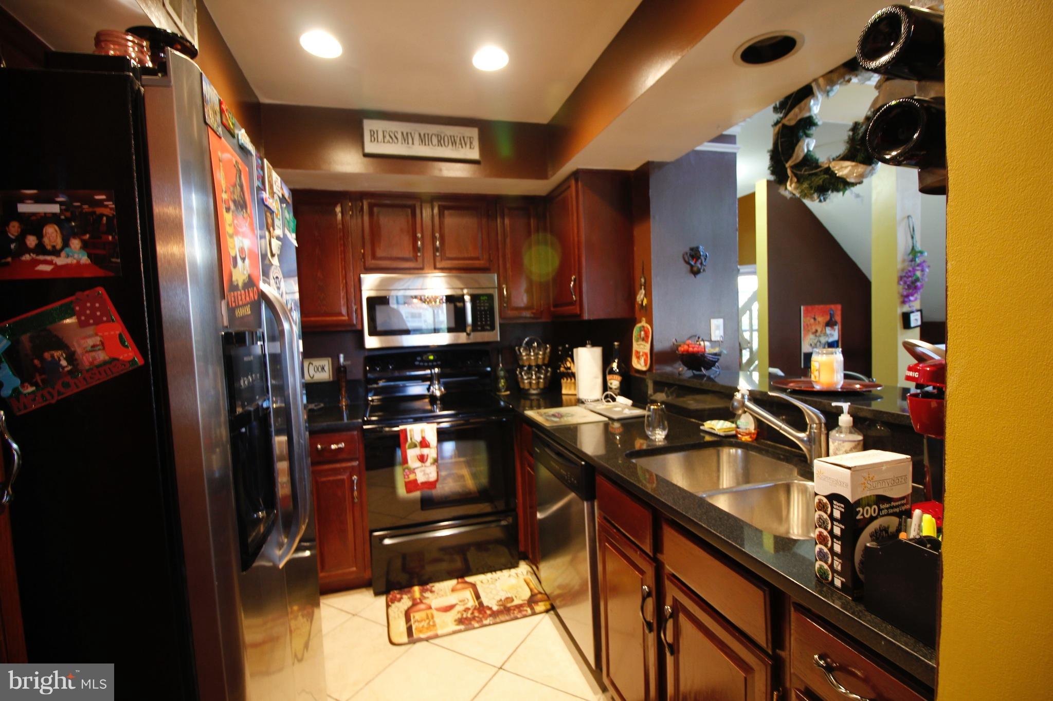 ETON SQUARE - Residential Lease