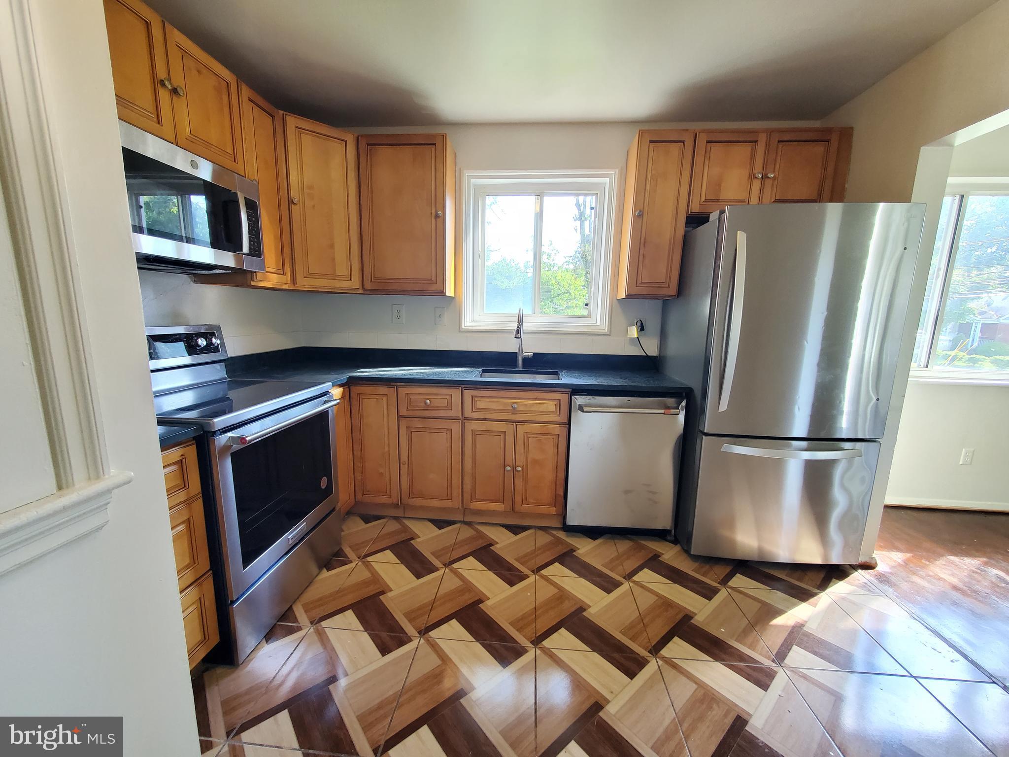 OAKVIEW - Residential Lease