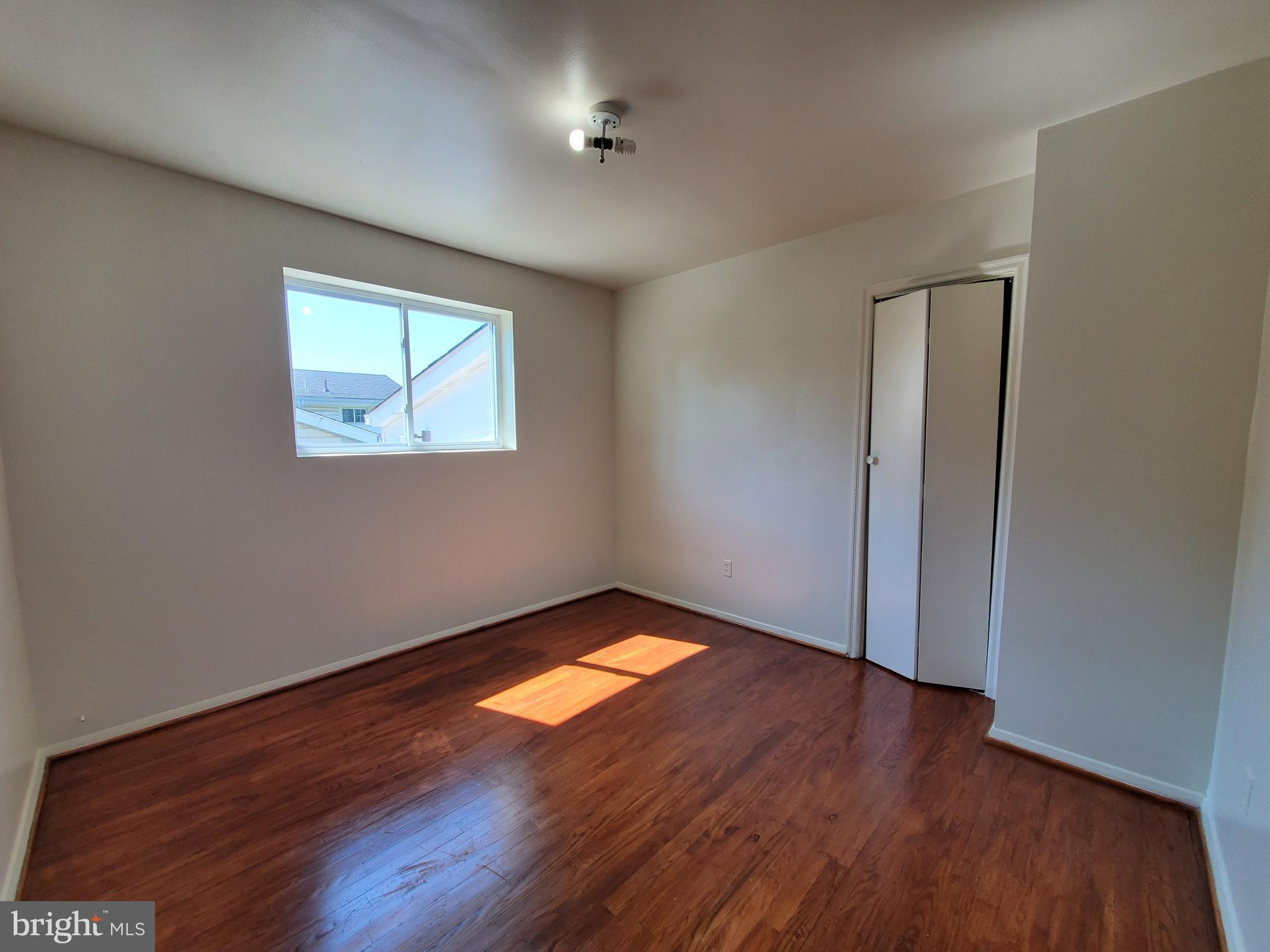 OAKVIEW - Residential Lease