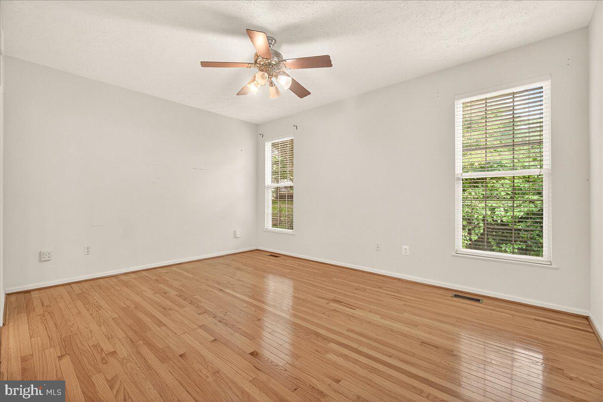 DEARBOUGHT - Residential