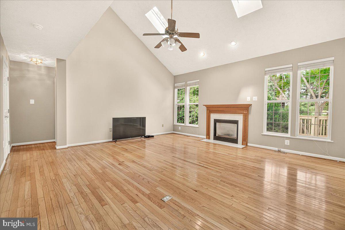 DEARBOUGHT - Residential