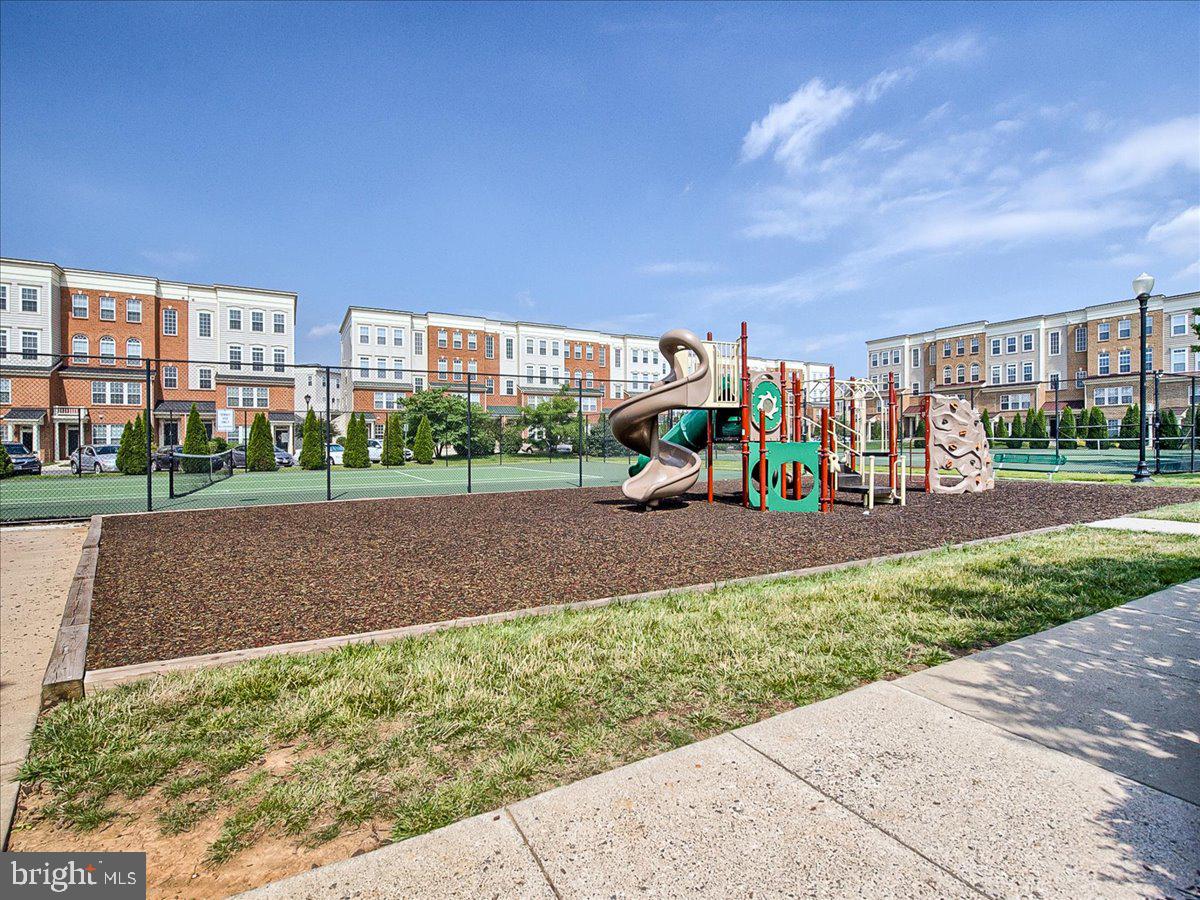 DEARBOUGHT - Residential