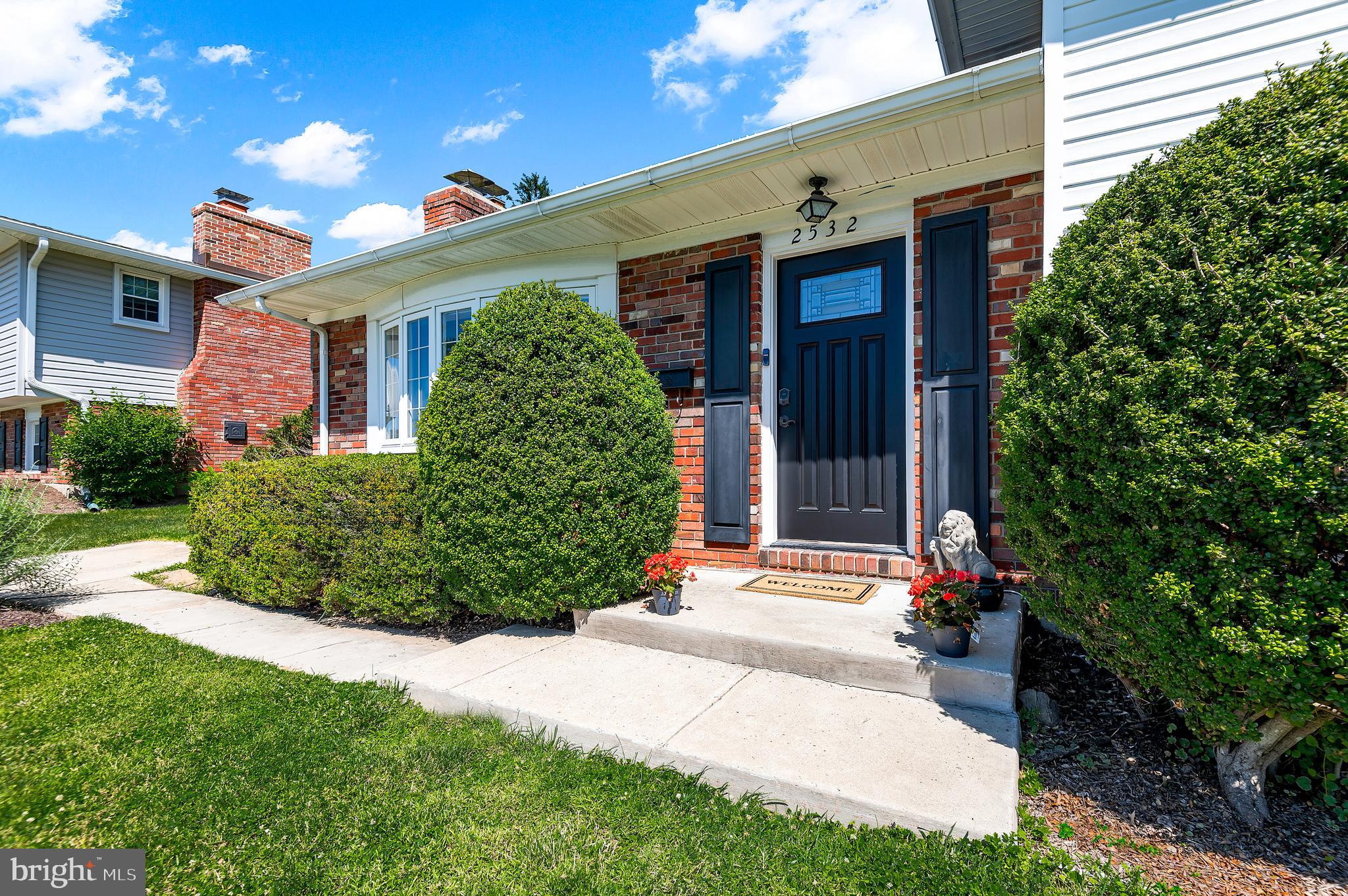 2532 LONDONDERRY ROAD