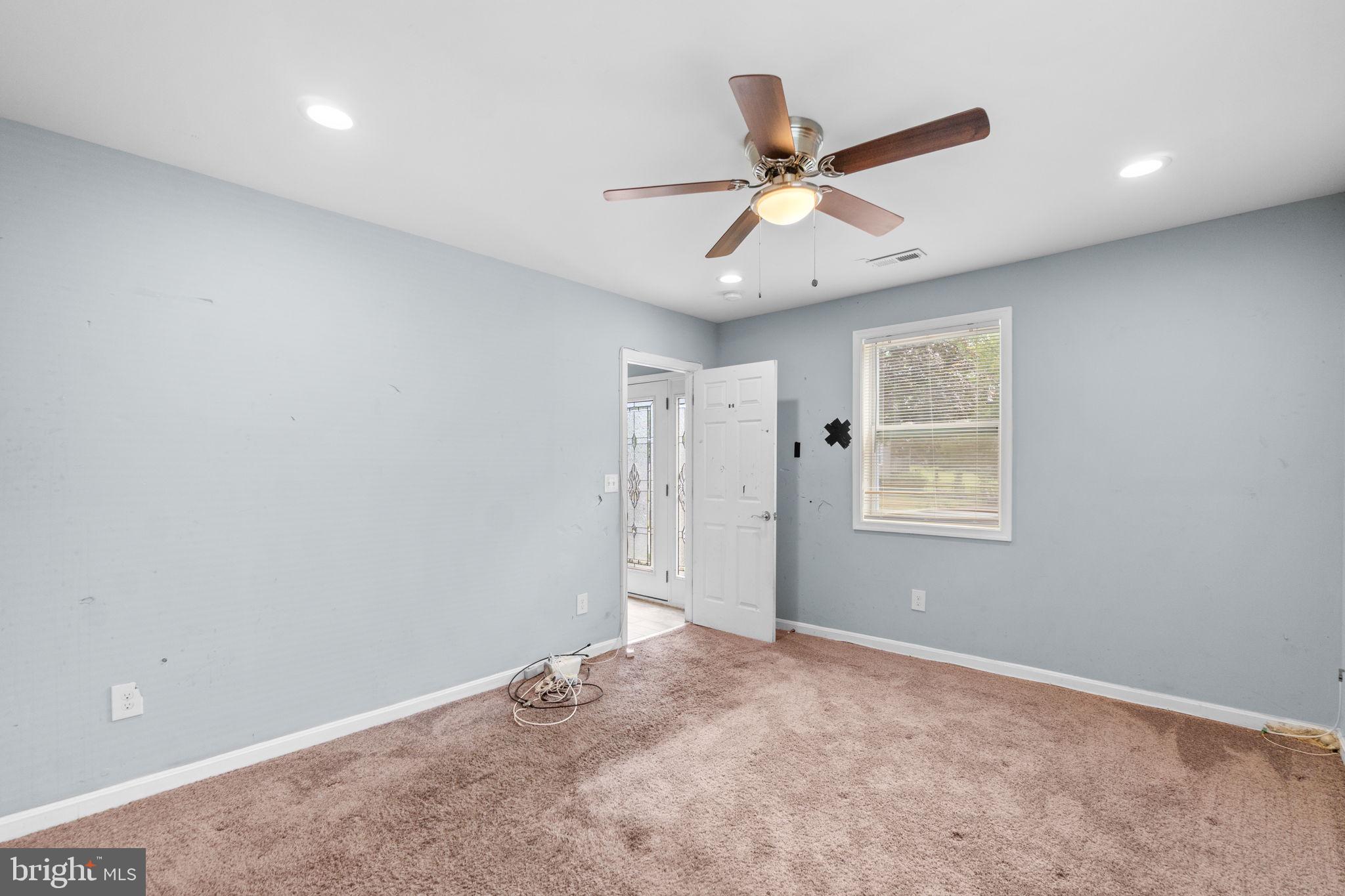 RANDALLSTOWN - Residential