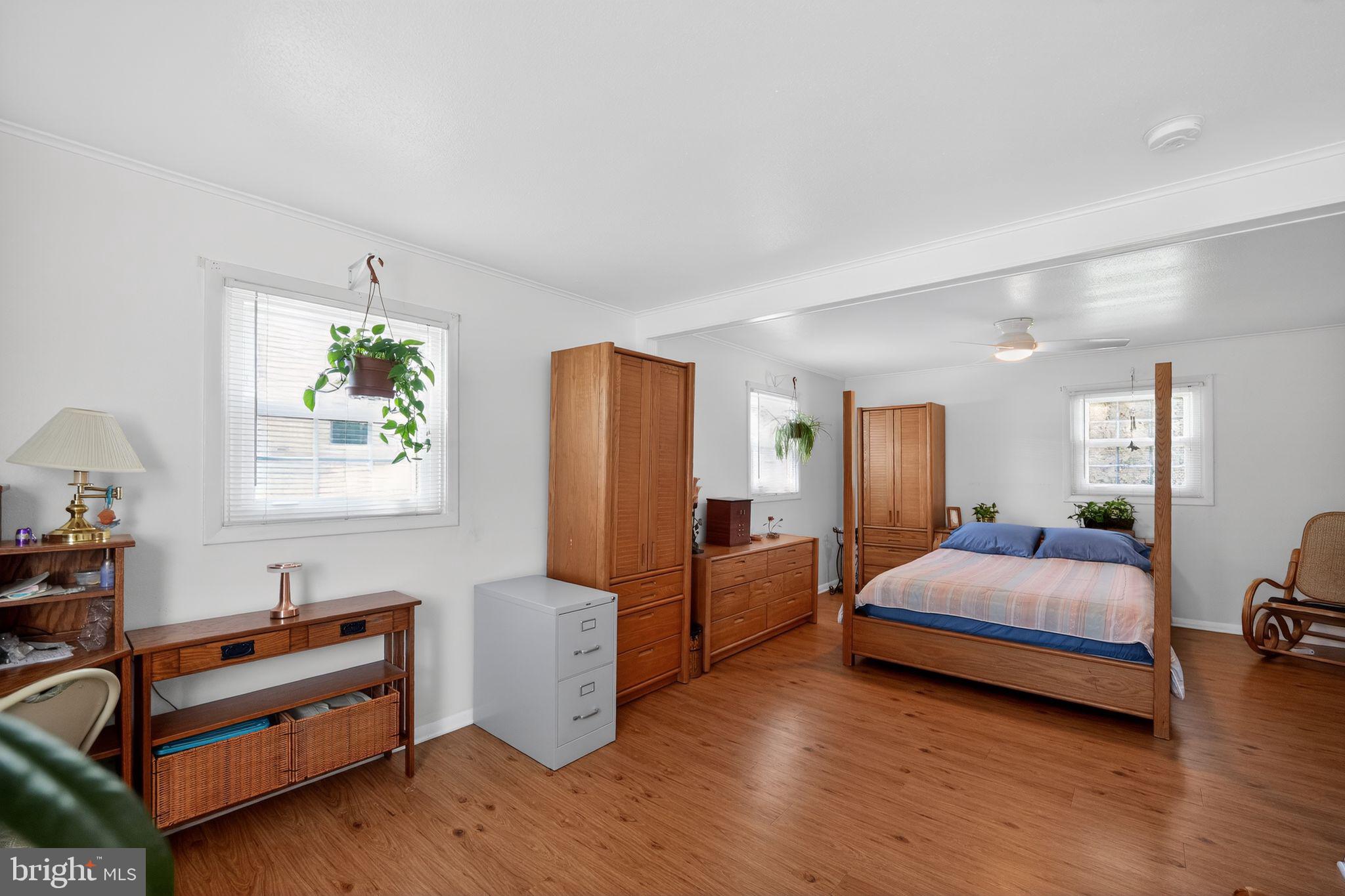 MANHATTAN BEACH - Residential