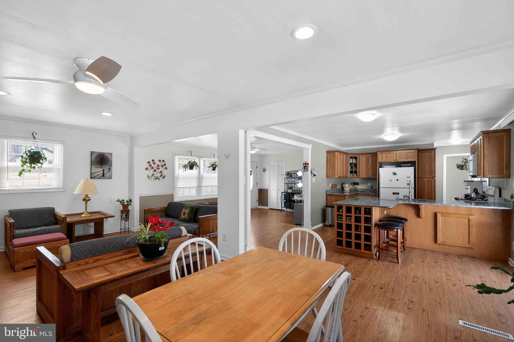 MANHATTAN BEACH - Residential