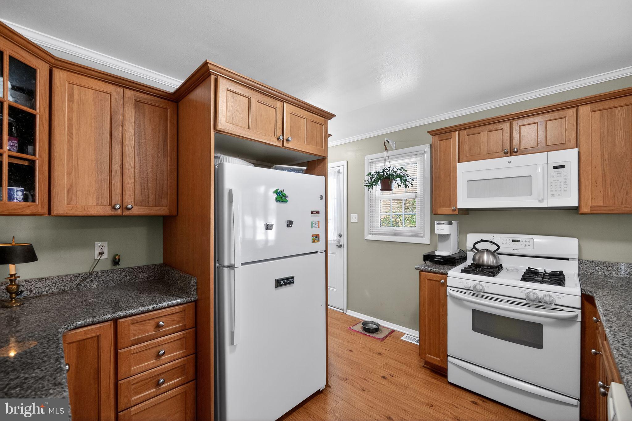 MANHATTAN BEACH - Residential