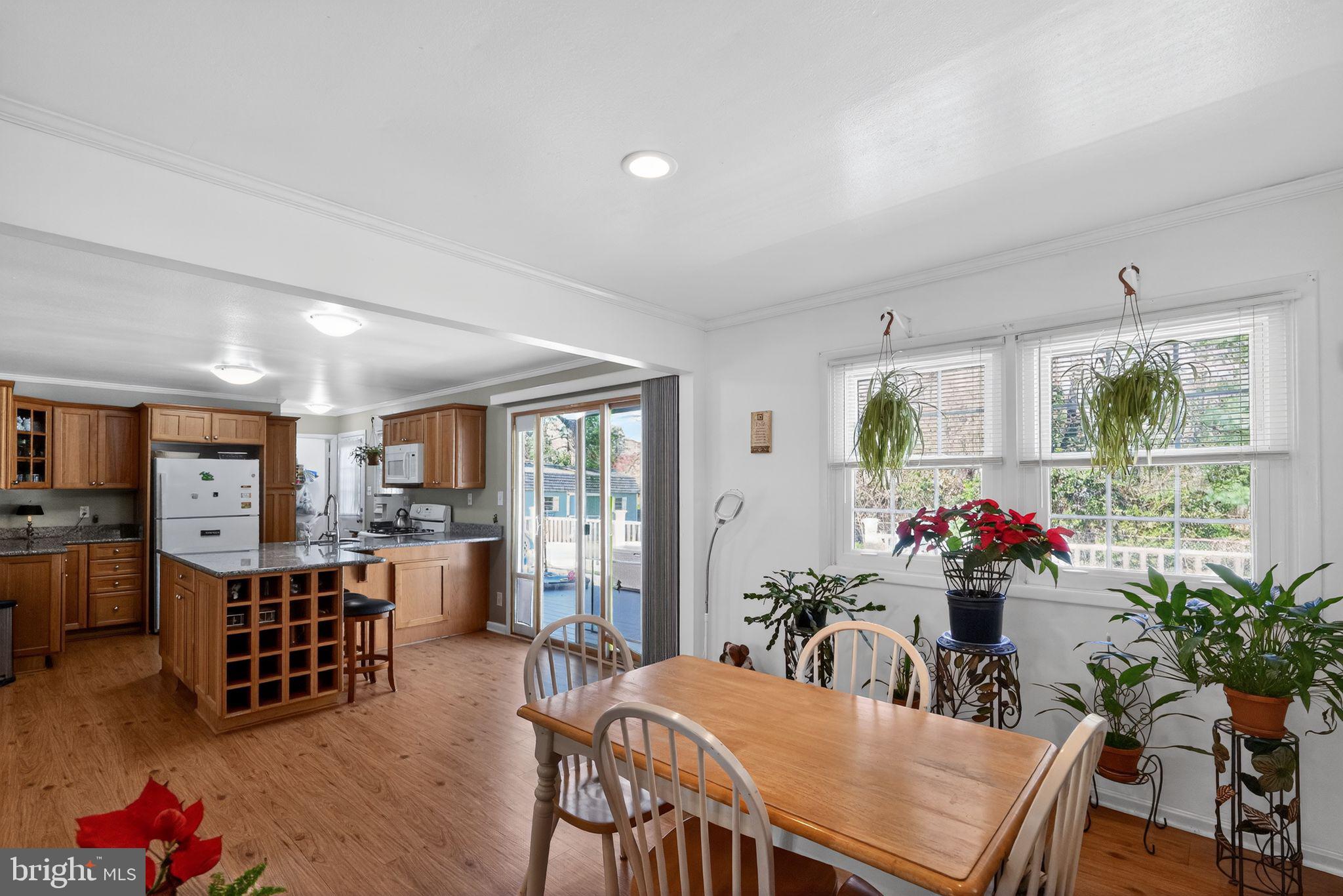 MANHATTAN BEACH - Residential