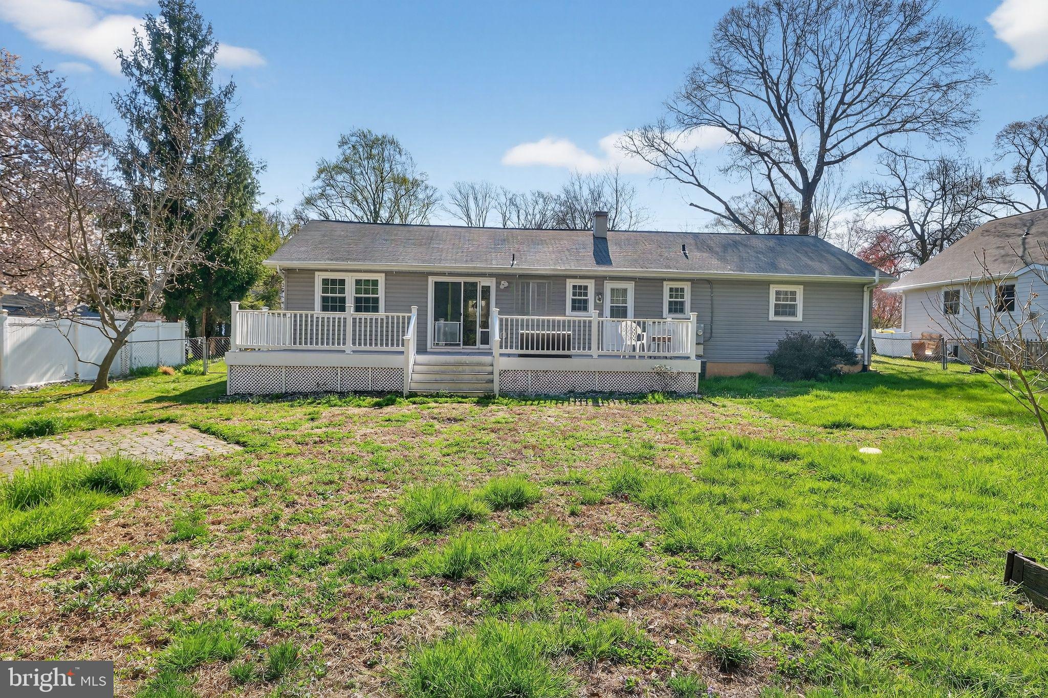 MANHATTAN BEACH - Residential