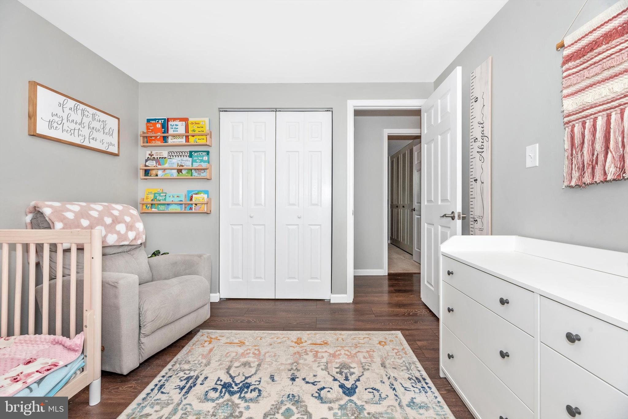 GLADE TOWN - Residential