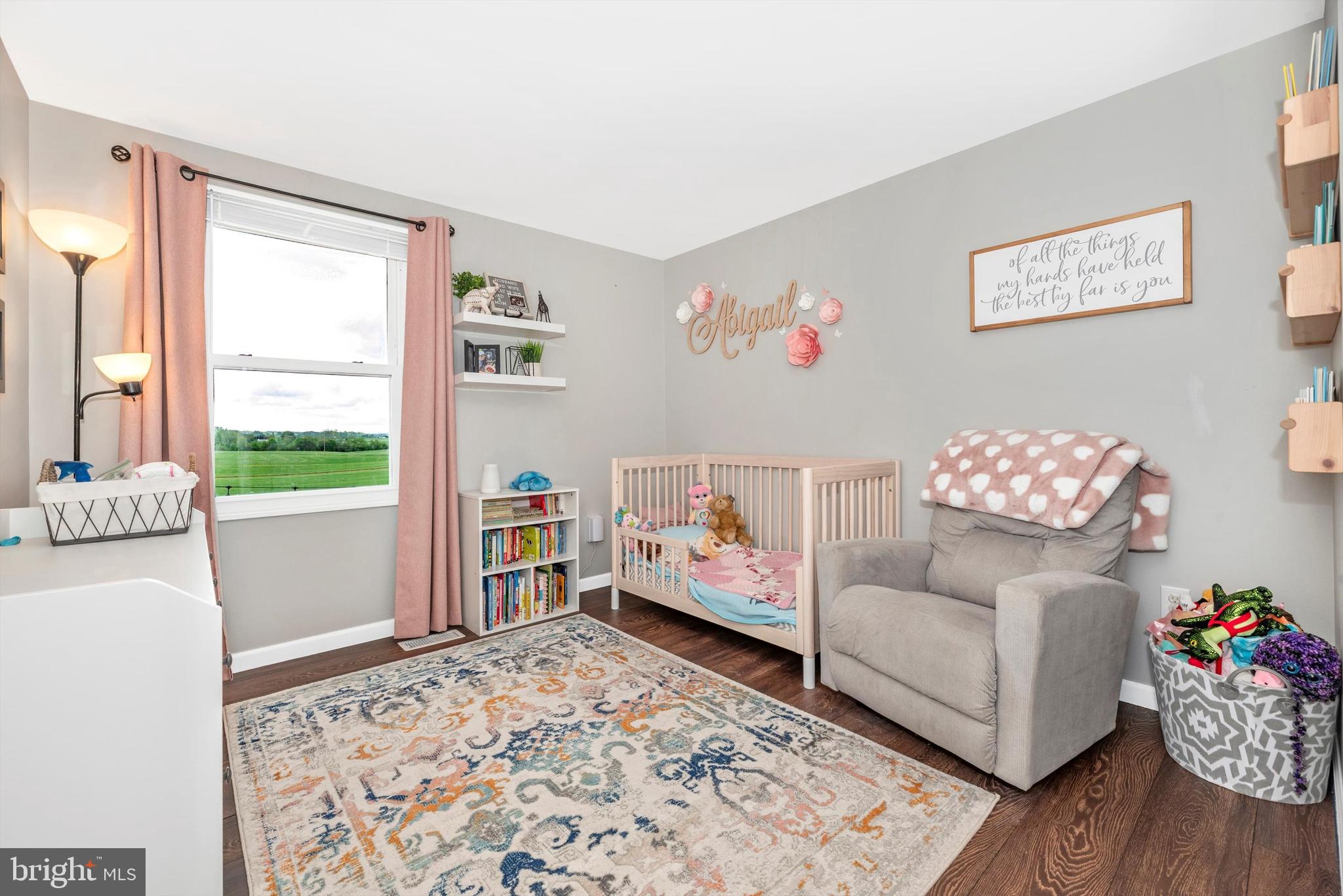 GLADE TOWN - Residential