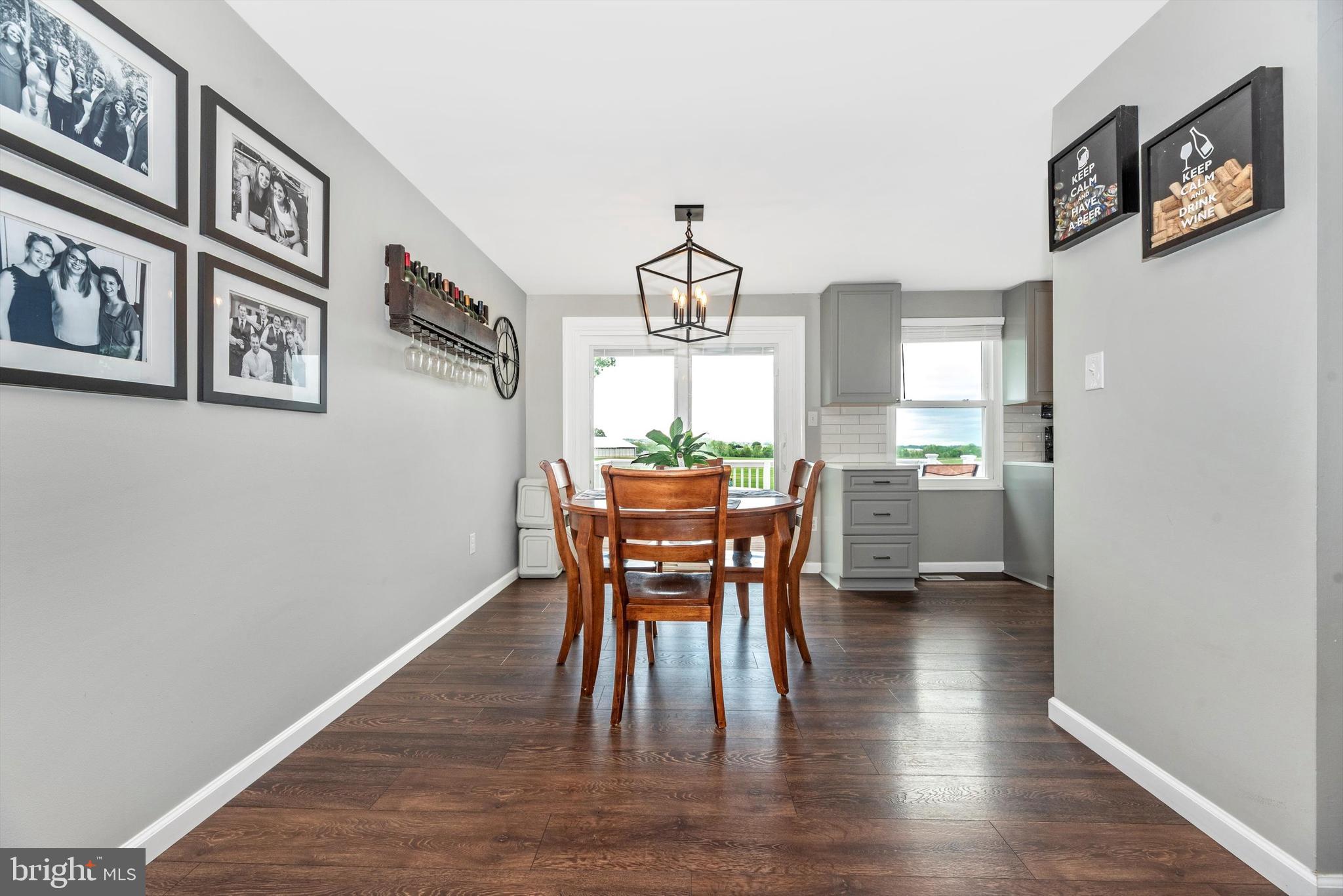 GLADE TOWN - Residential