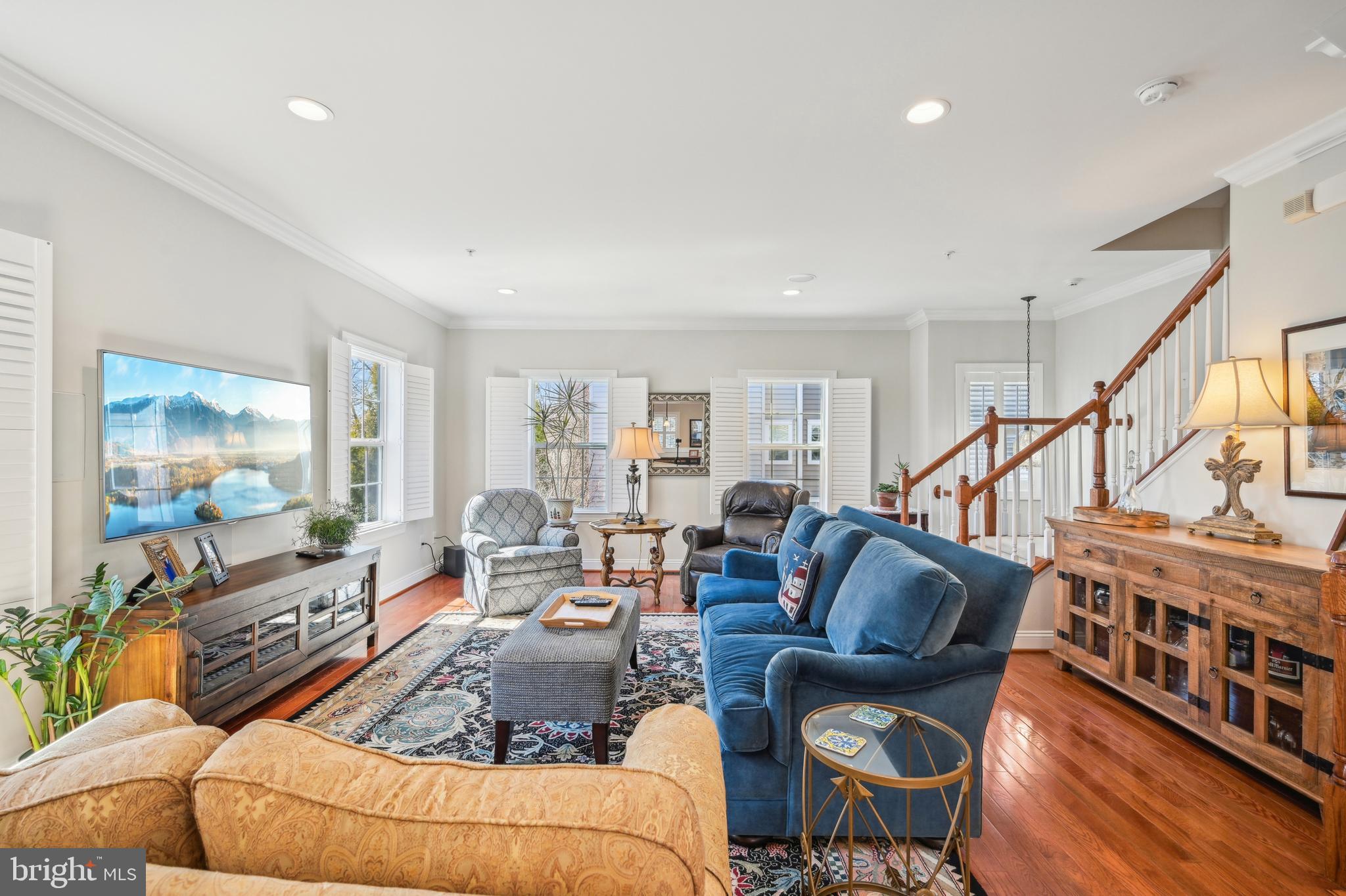 11 S WYOMING AVENUE 5