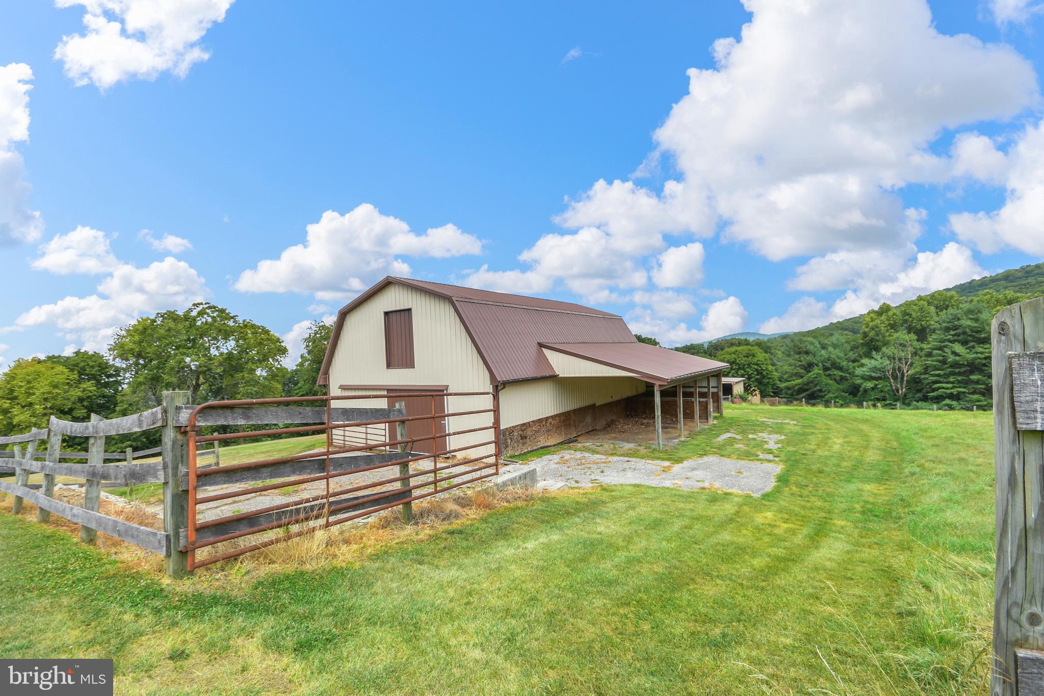 BOONSBORO - Residential