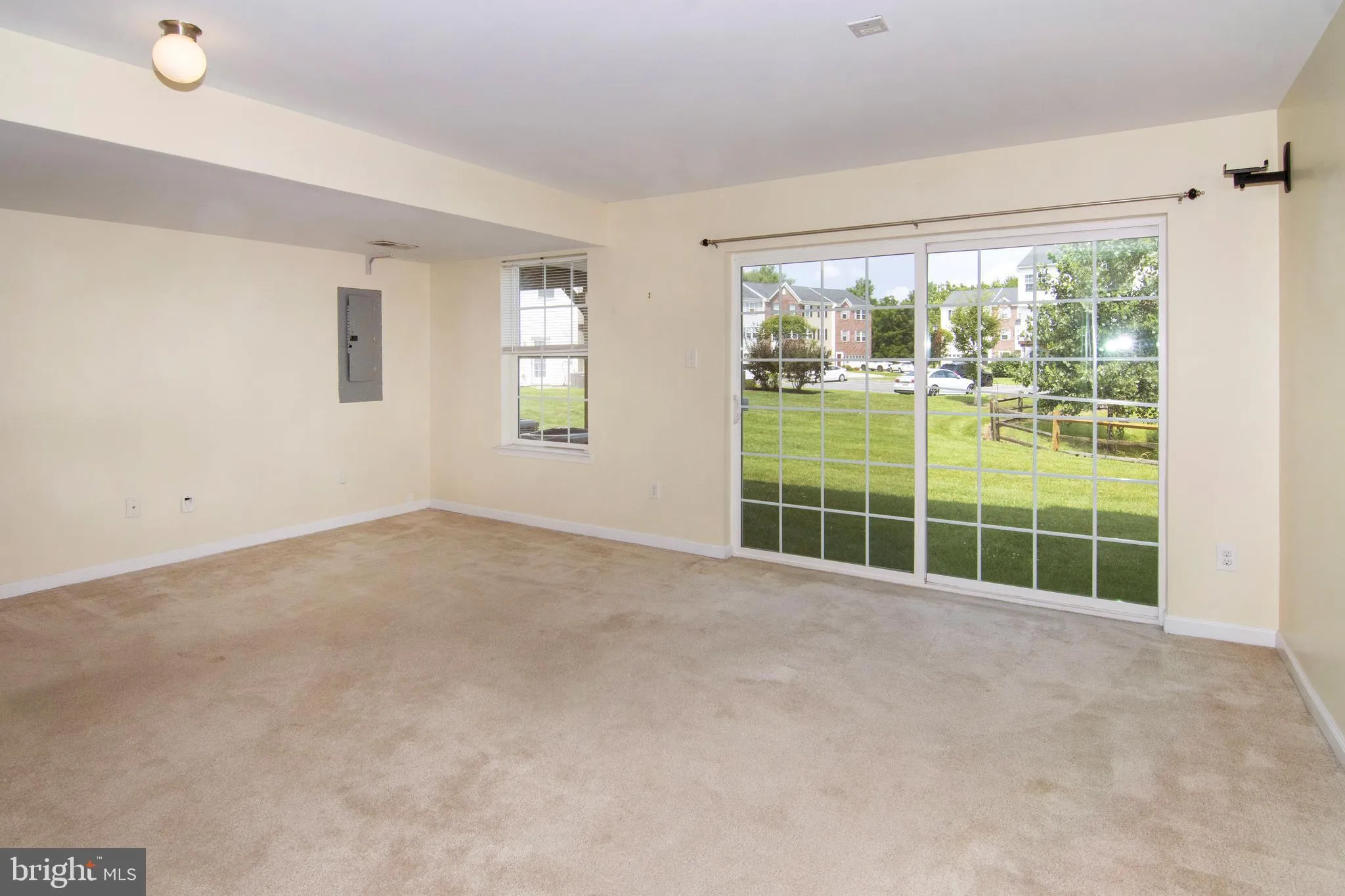 Deptford, New Jersey 08096, United States, 3 Bedrooms Bedrooms, ,3 BathroomsBathrooms,Residential,Active,199521