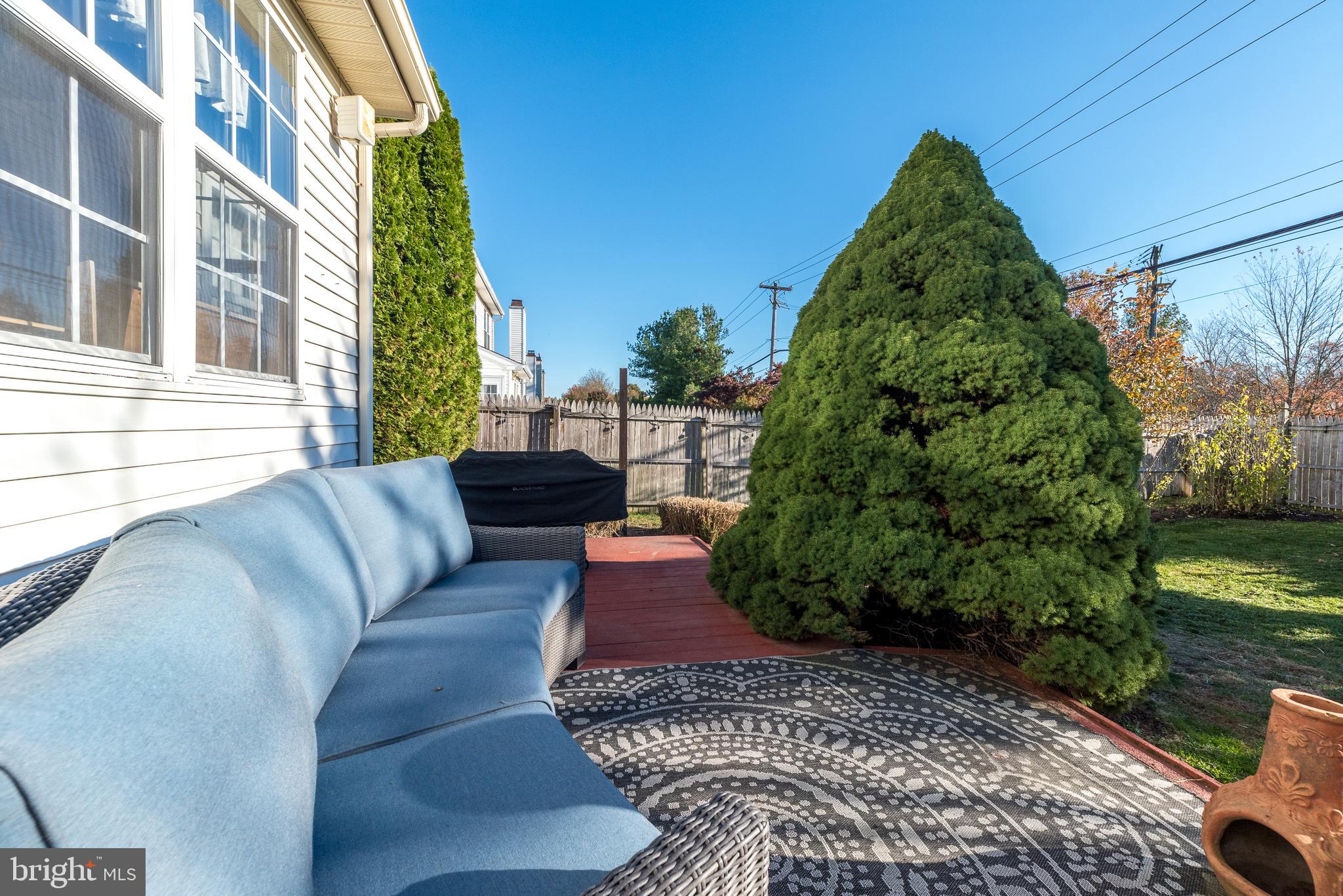 BUCKINGHAM SQ - Residential