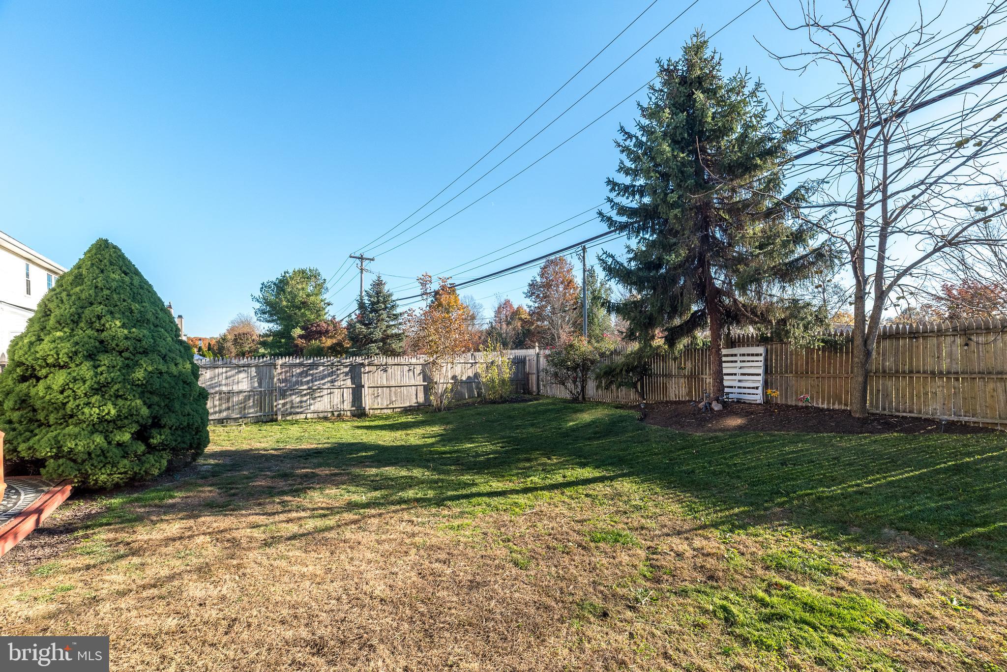 BUCKINGHAM SQ - Residential