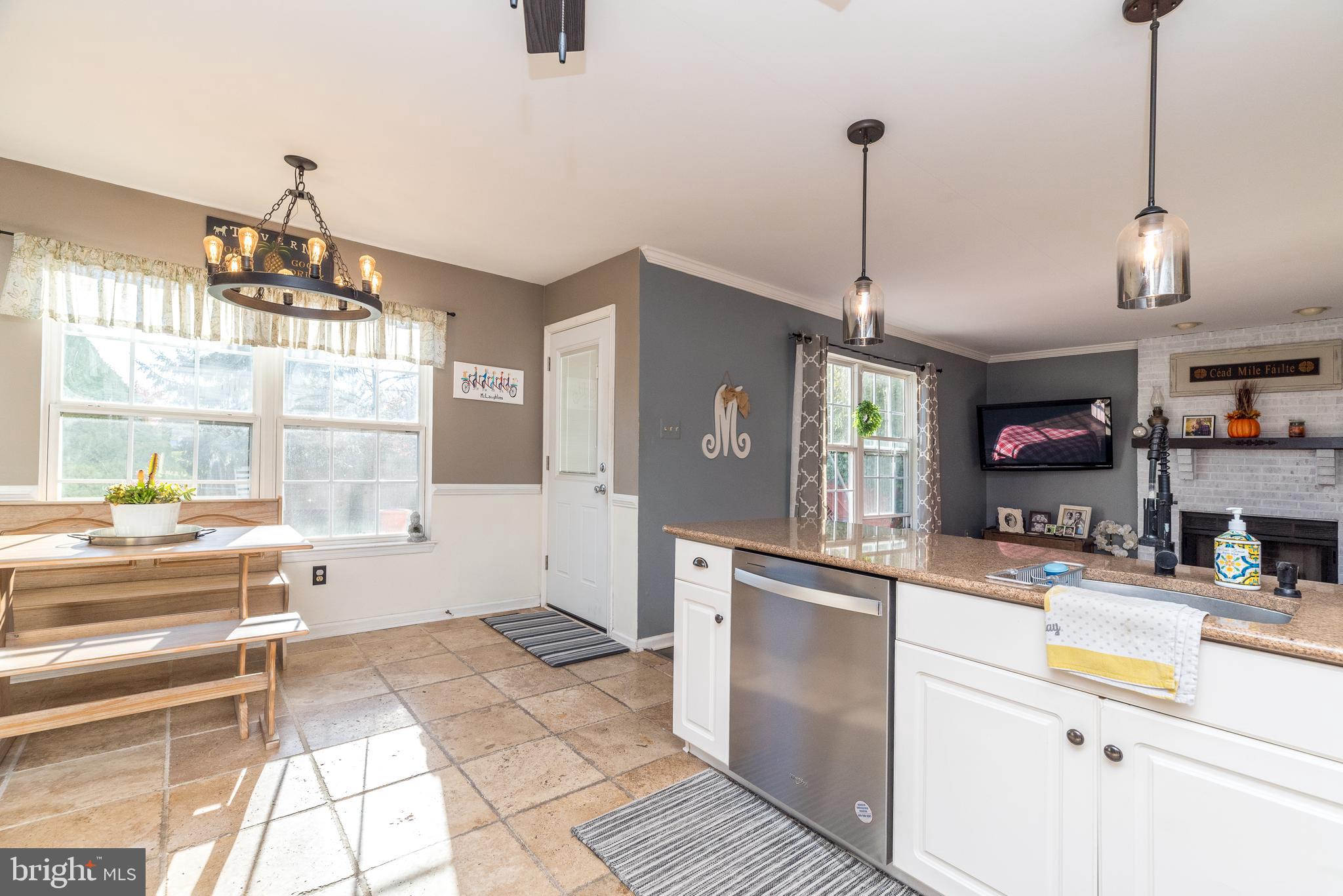 BUCKINGHAM SQ - Residential