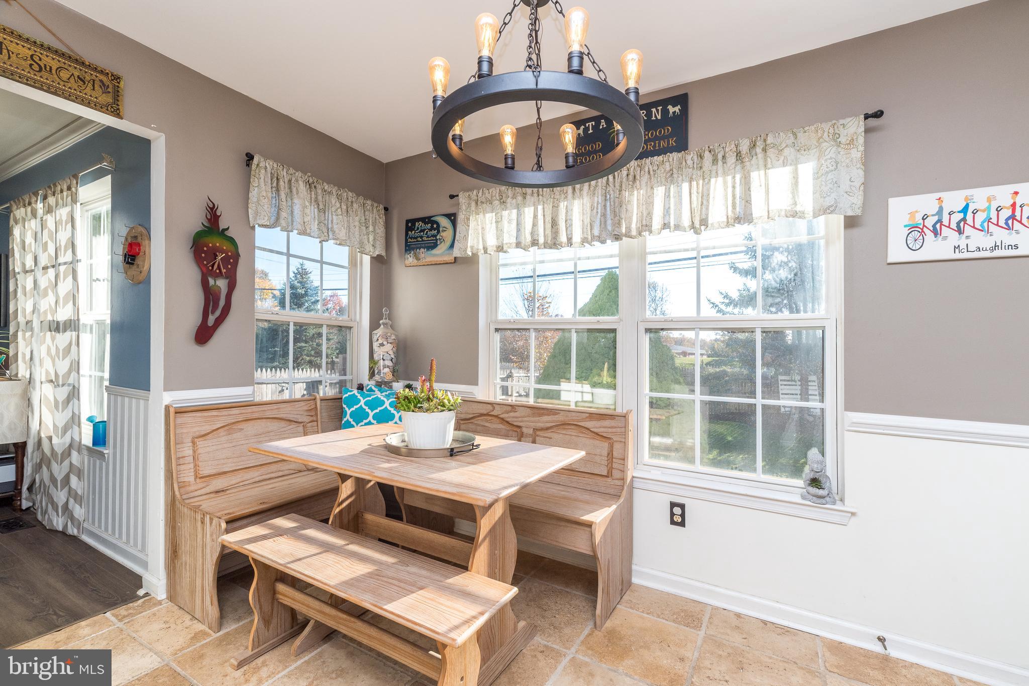 BUCKINGHAM SQ - Residential