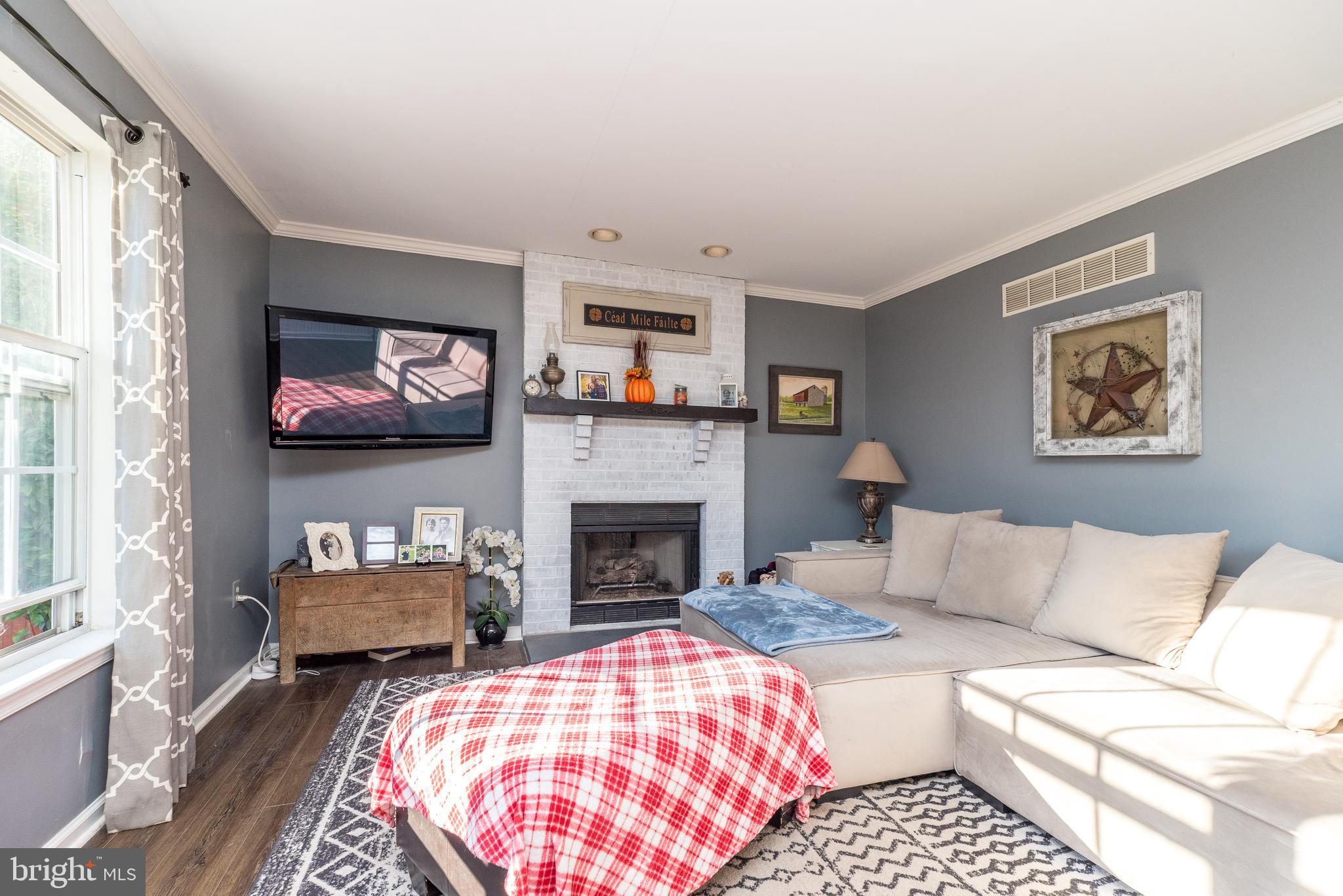 BUCKINGHAM SQ - Residential