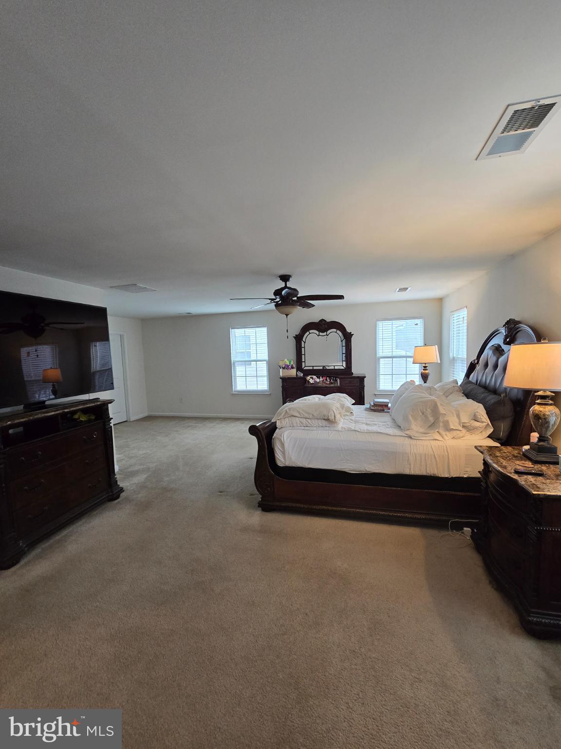 CANAL VIEW - Residential