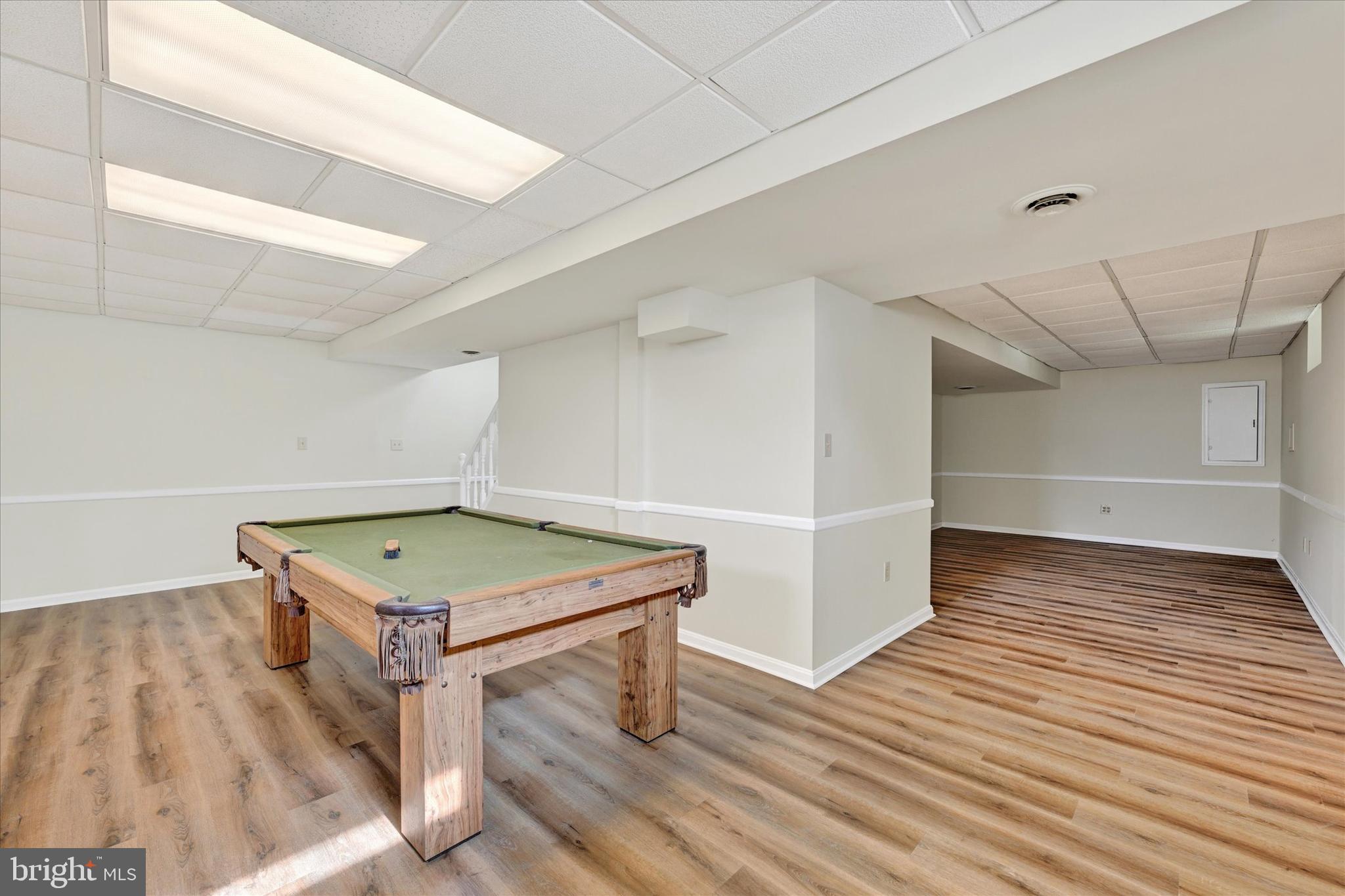 BENTLEY ESTATES - Residential