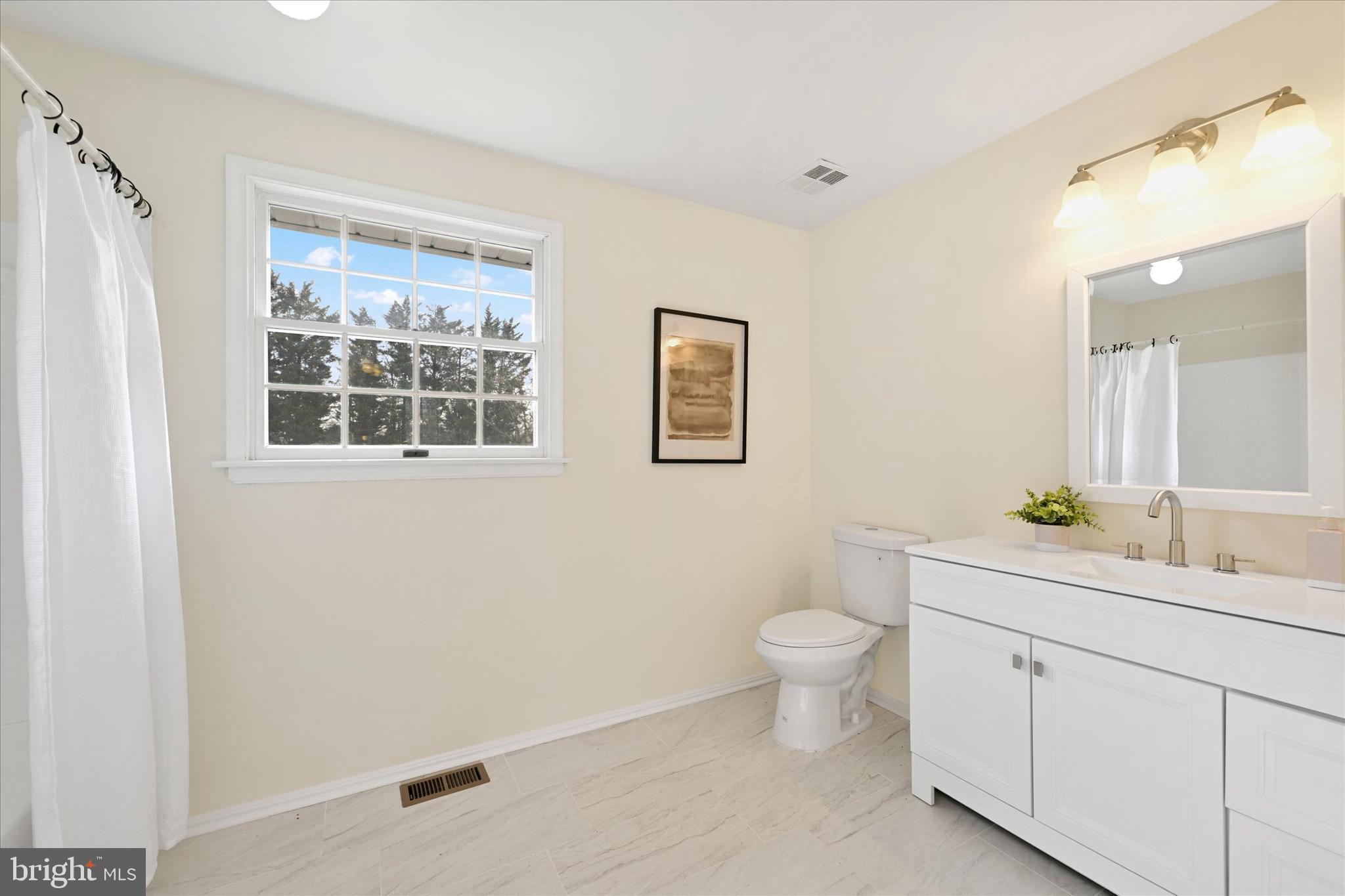 BENTLEY ESTATES - Residential