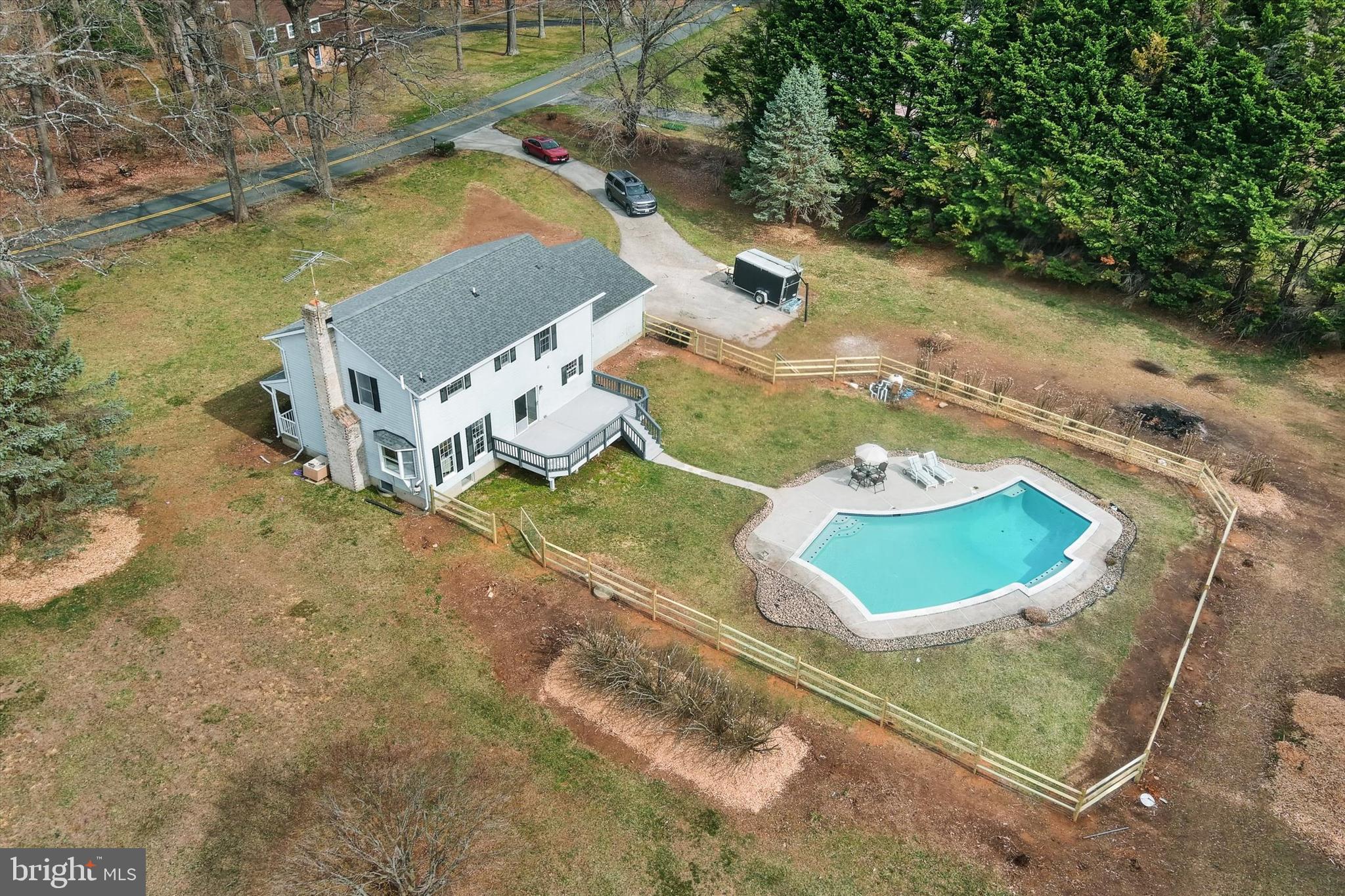 BENTLEY ESTATES - Residential