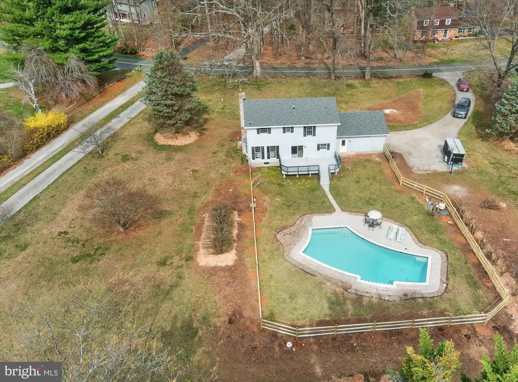 BENTLEY ESTATES - Residential