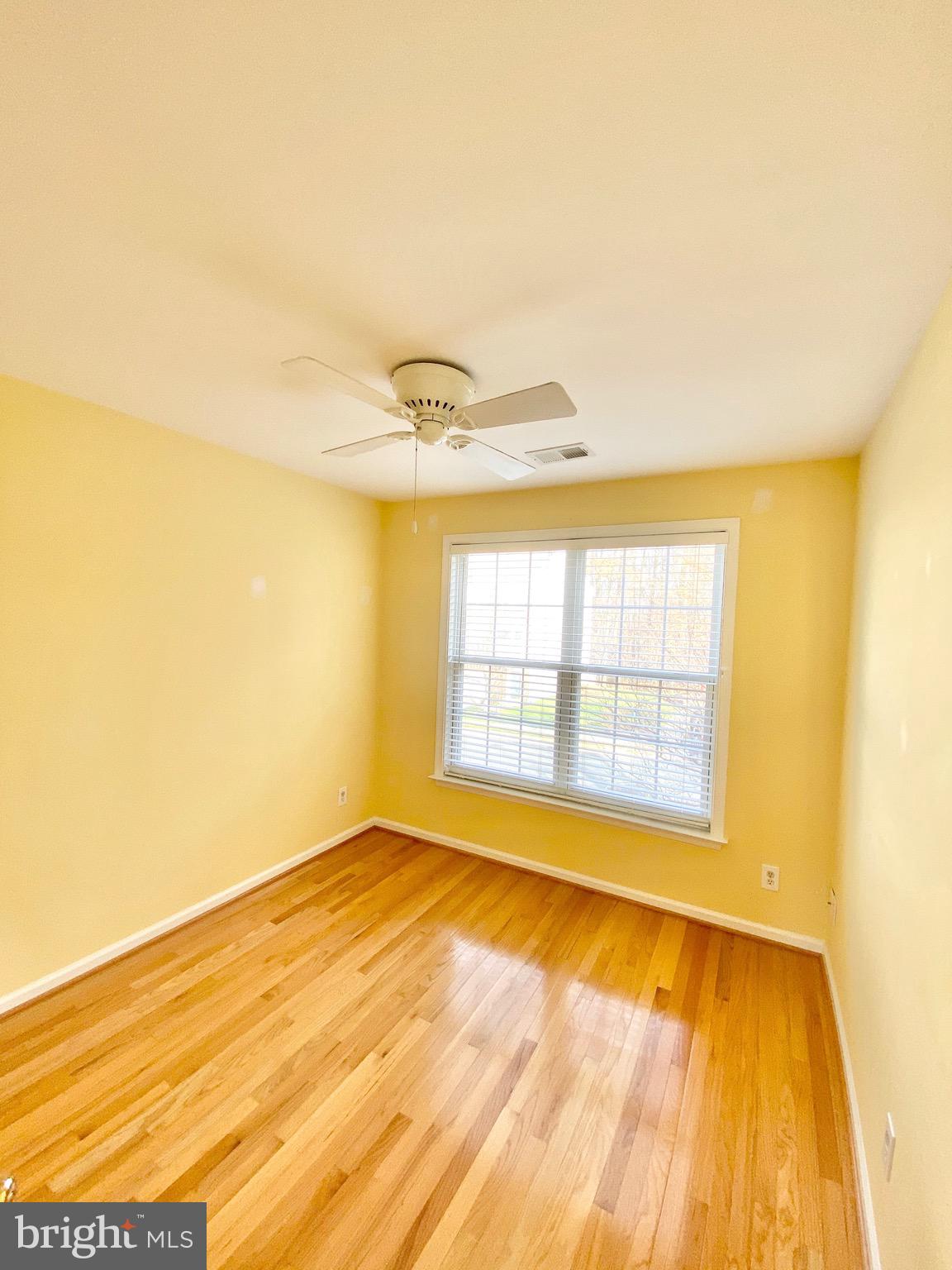 OVERLOOK - Residential Lease