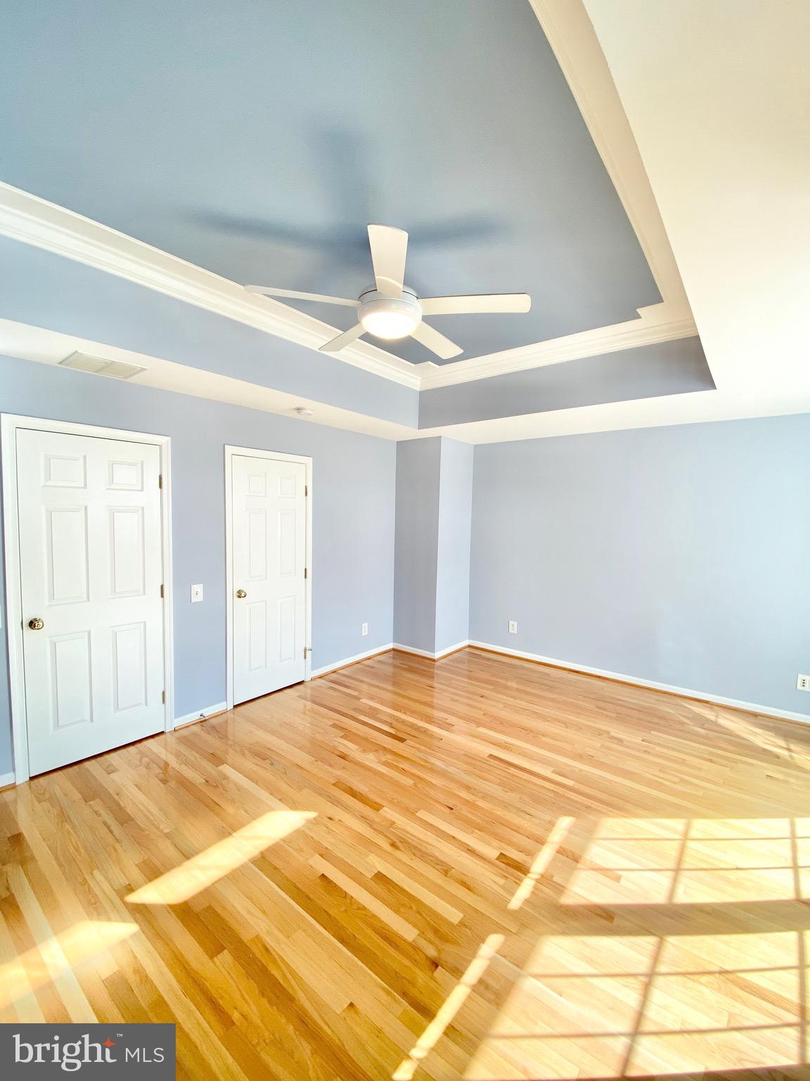 OVERLOOK - Residential Lease