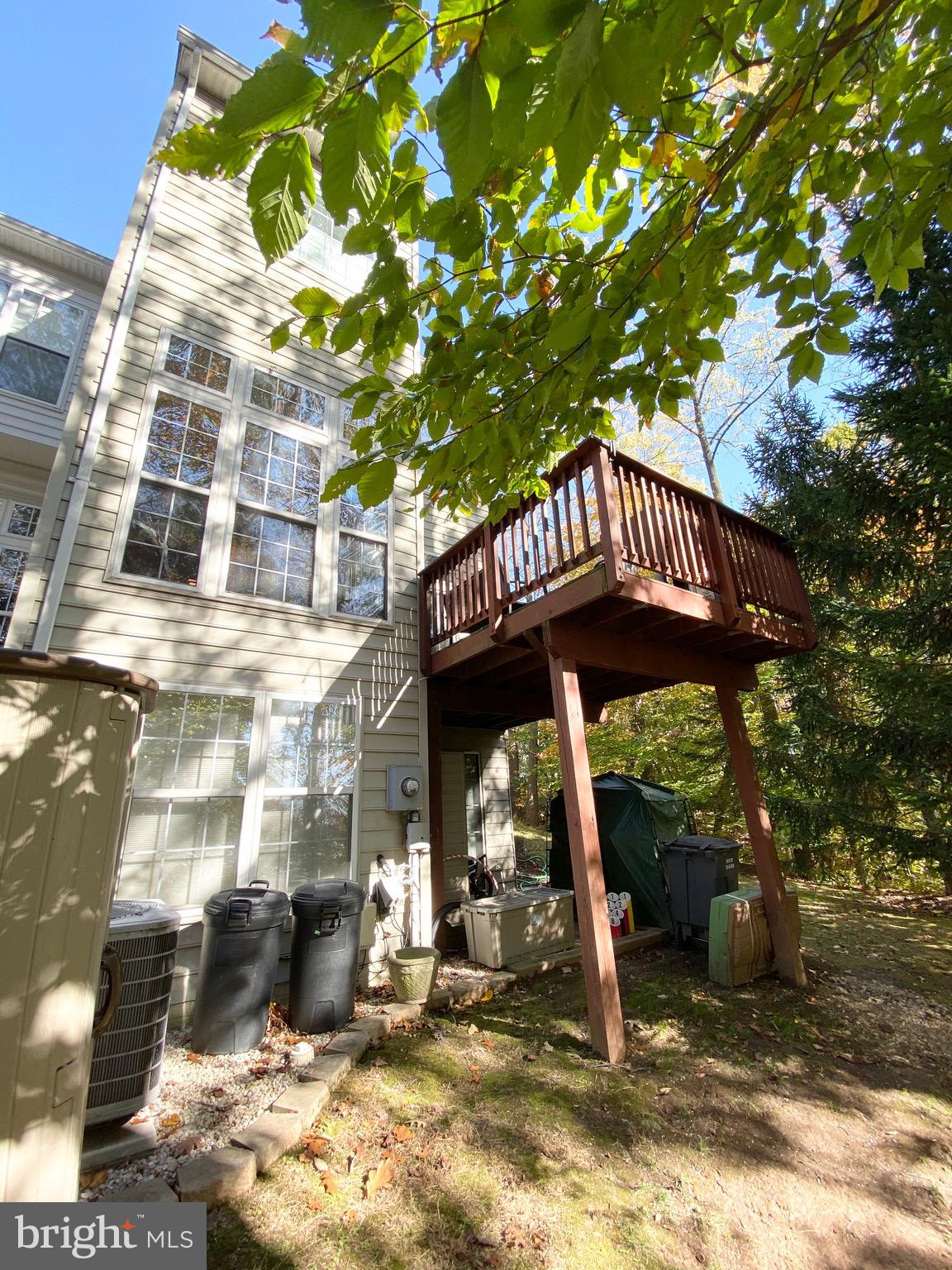 OVERLOOK - Residential Lease