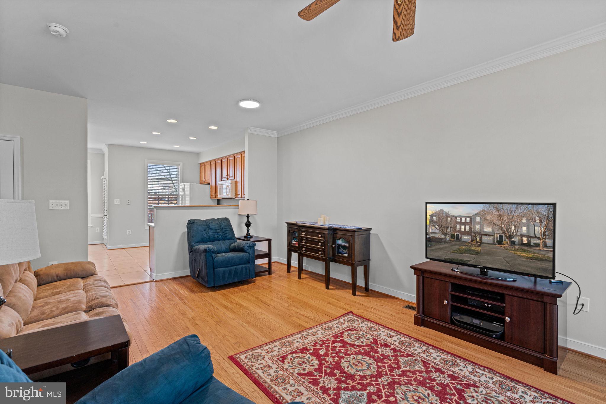 DALE CITY - Residential