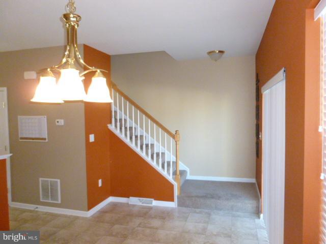 IVY GREENS CONDOMINIUMS - Residential