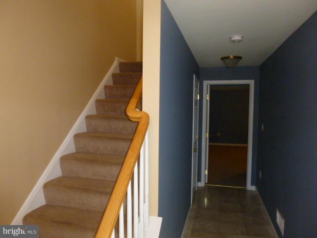 IVY GREENS CONDOMINIUMS - Residential