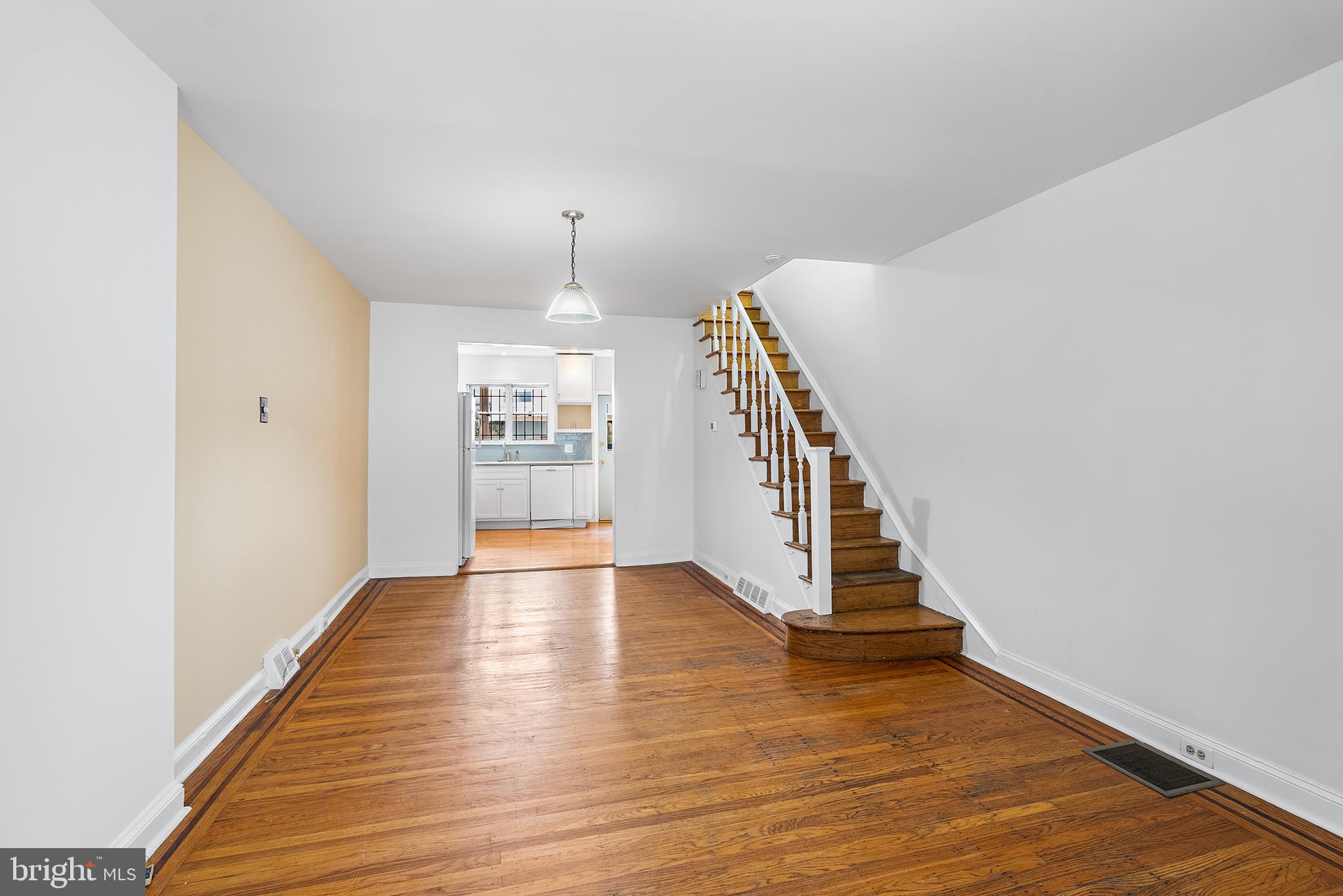 706 SALTER STREET