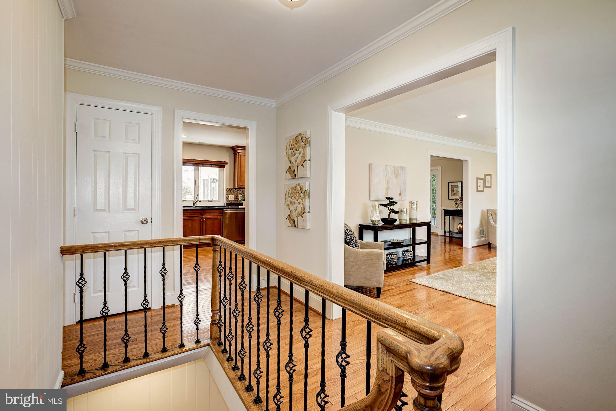 WESTBURY HEIGHTS - Residential