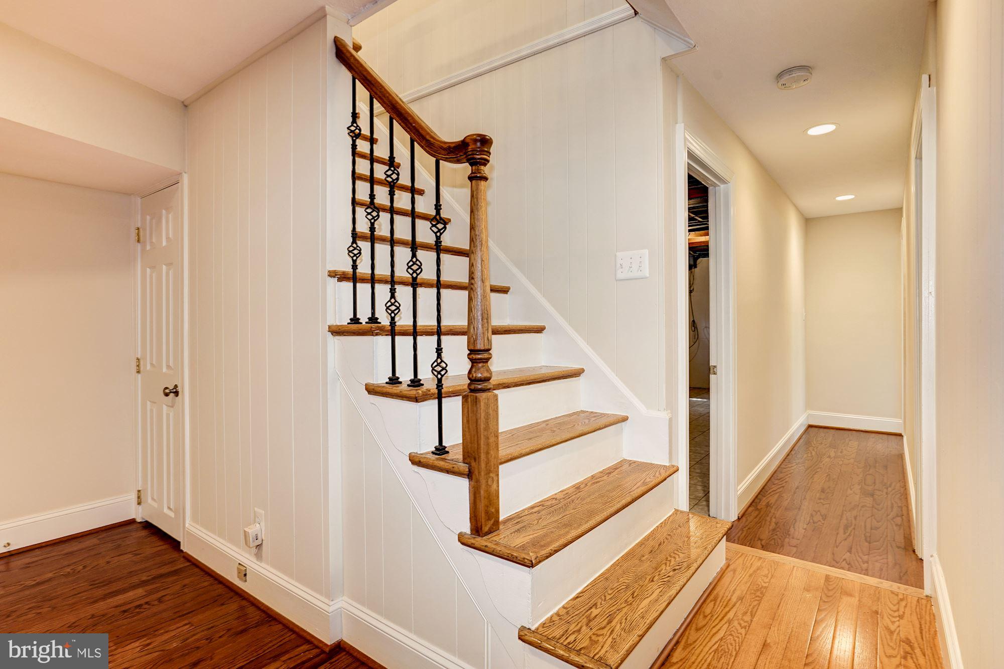 WESTBURY HEIGHTS - Residential