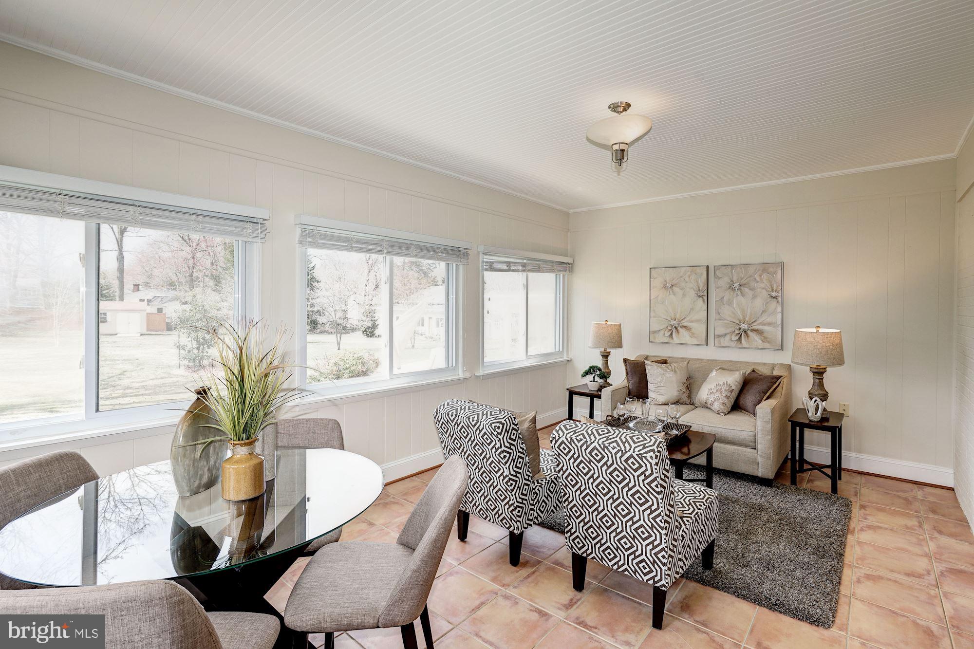 WESTBURY HEIGHTS - Residential