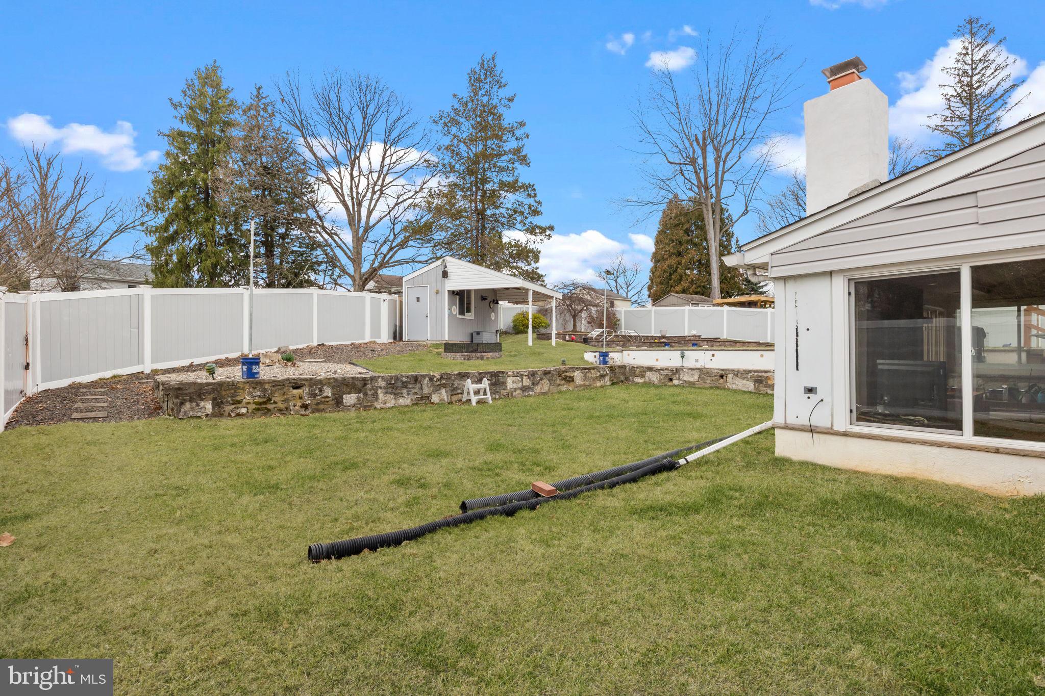 BURGUNDY HILLS - Residential