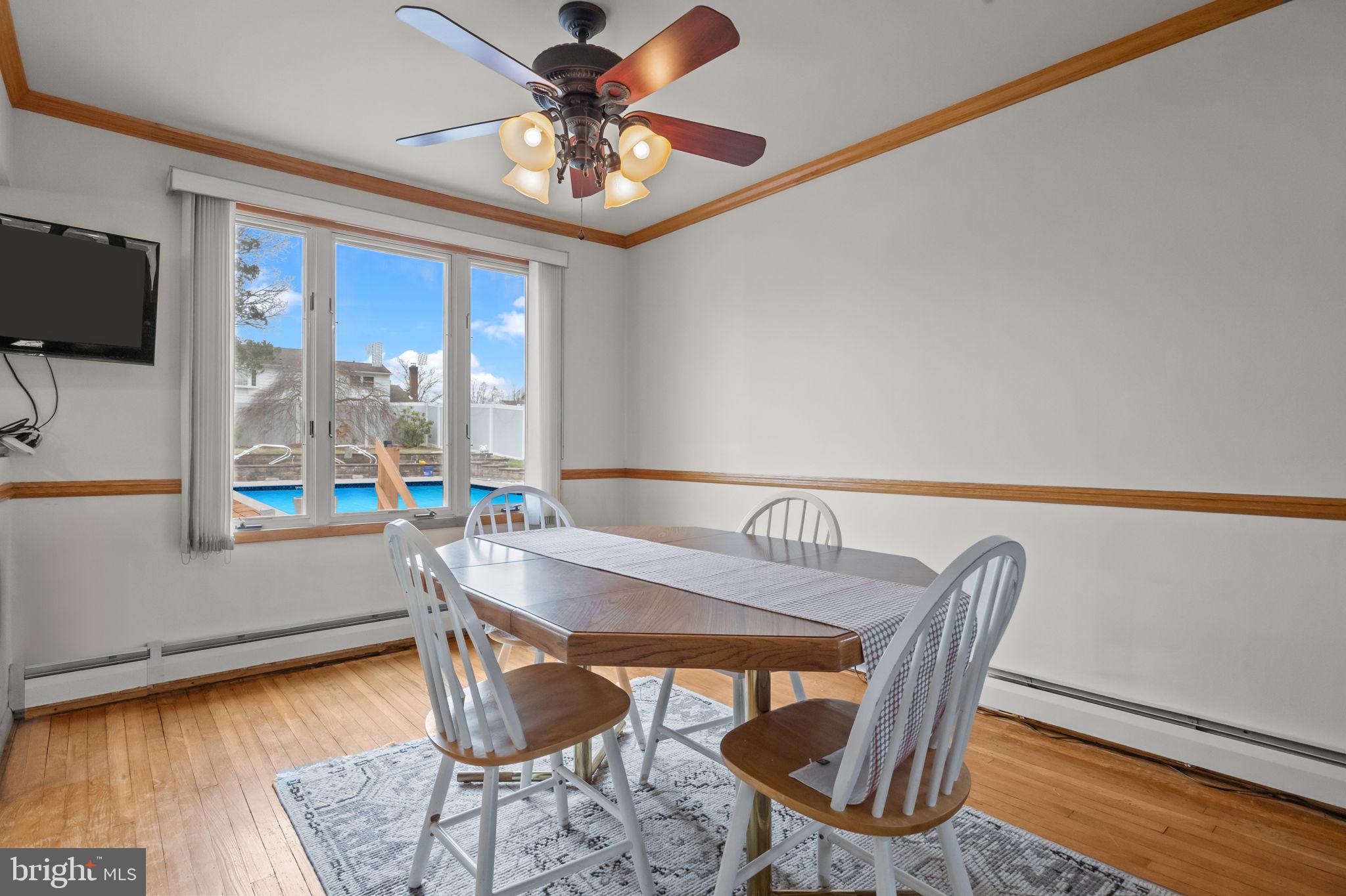 BURGUNDY HILLS - Residential