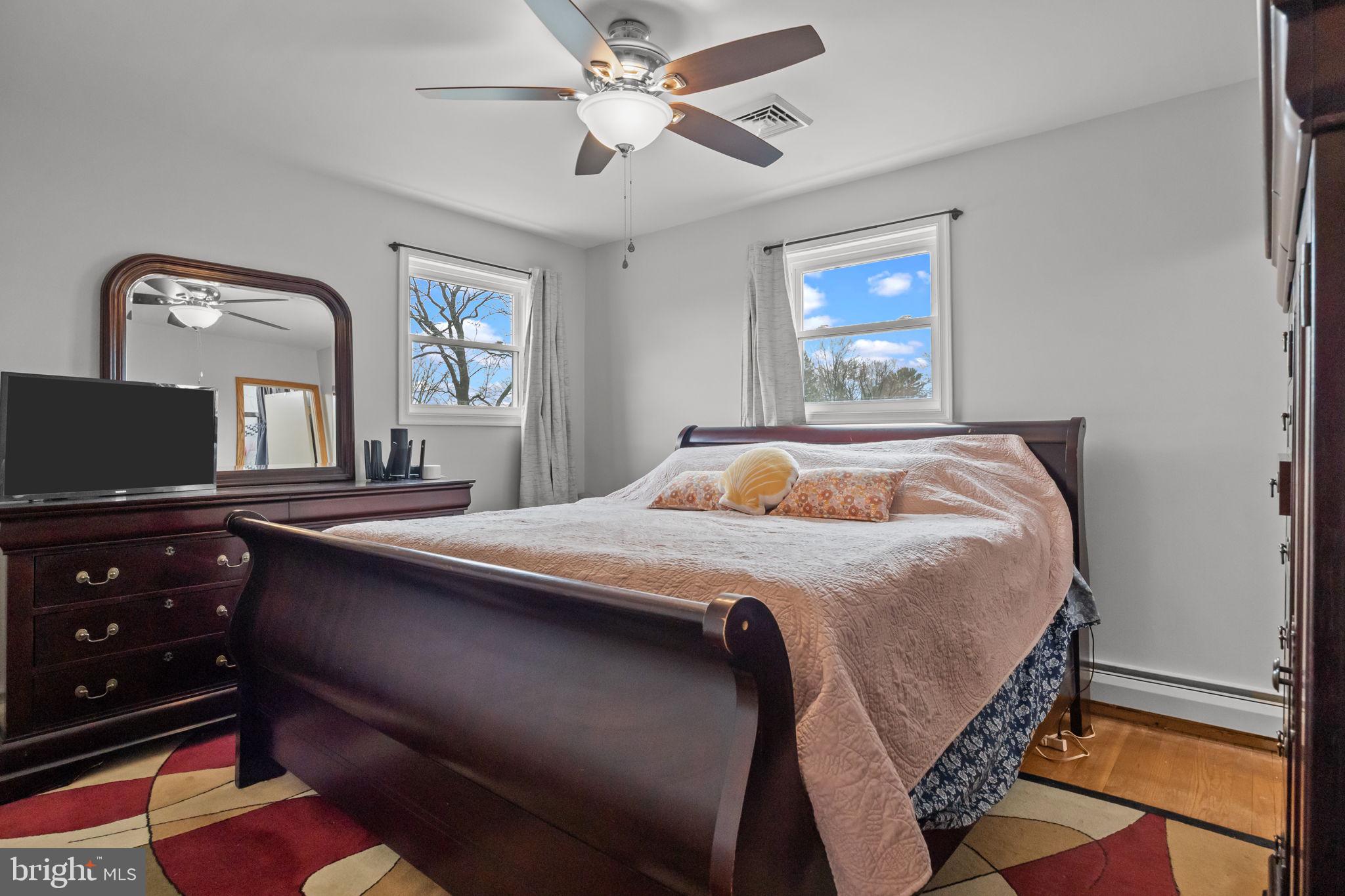 BURGUNDY HILLS - Residential