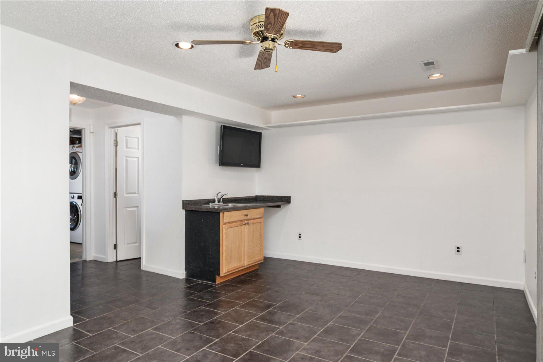 PINEY ORCHARD - Residential